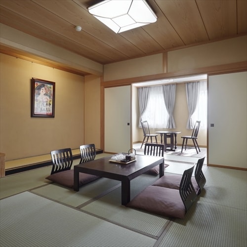 Main building Japanese-style room 14.5 tatami