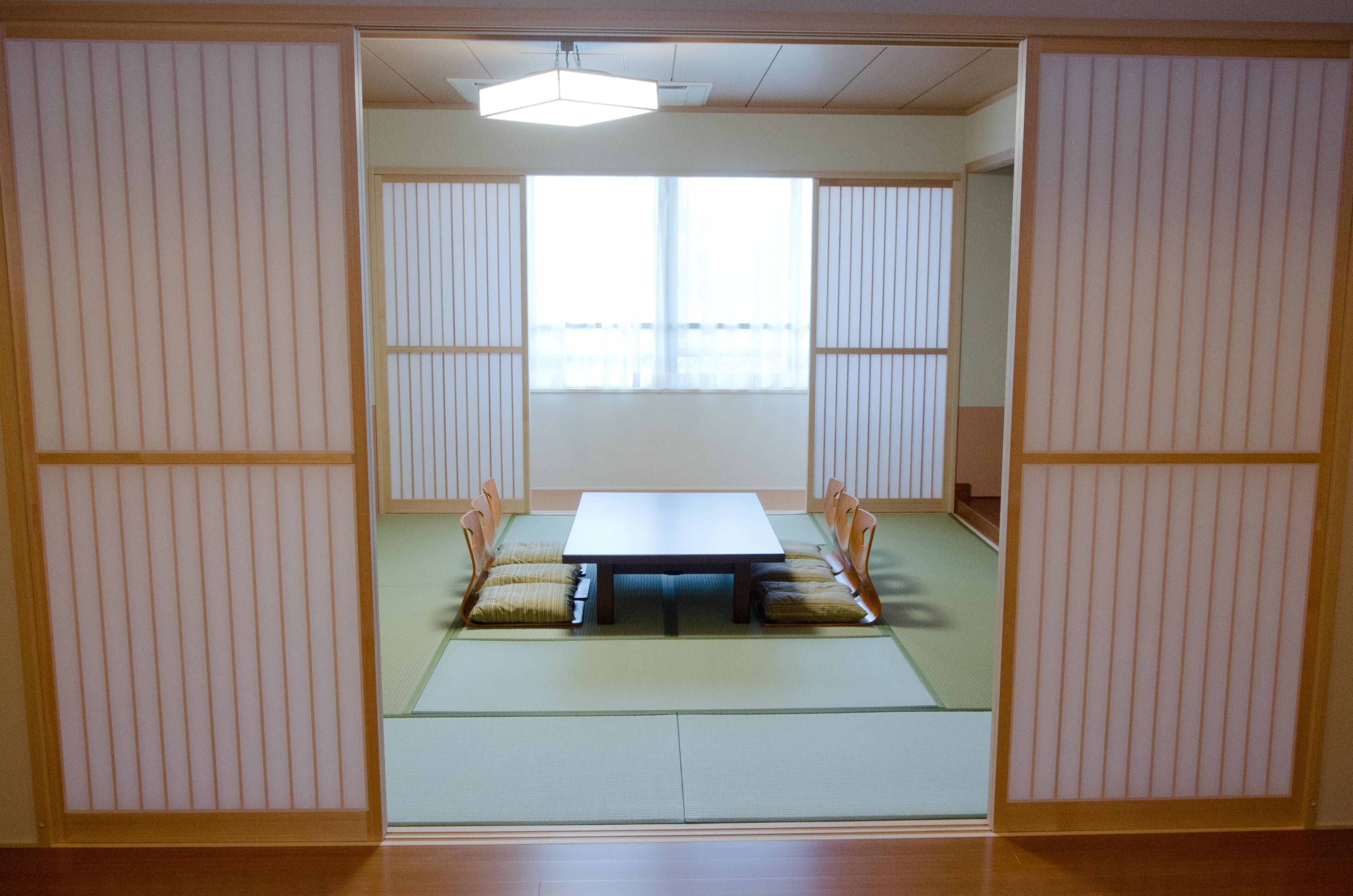 Japanese-style room