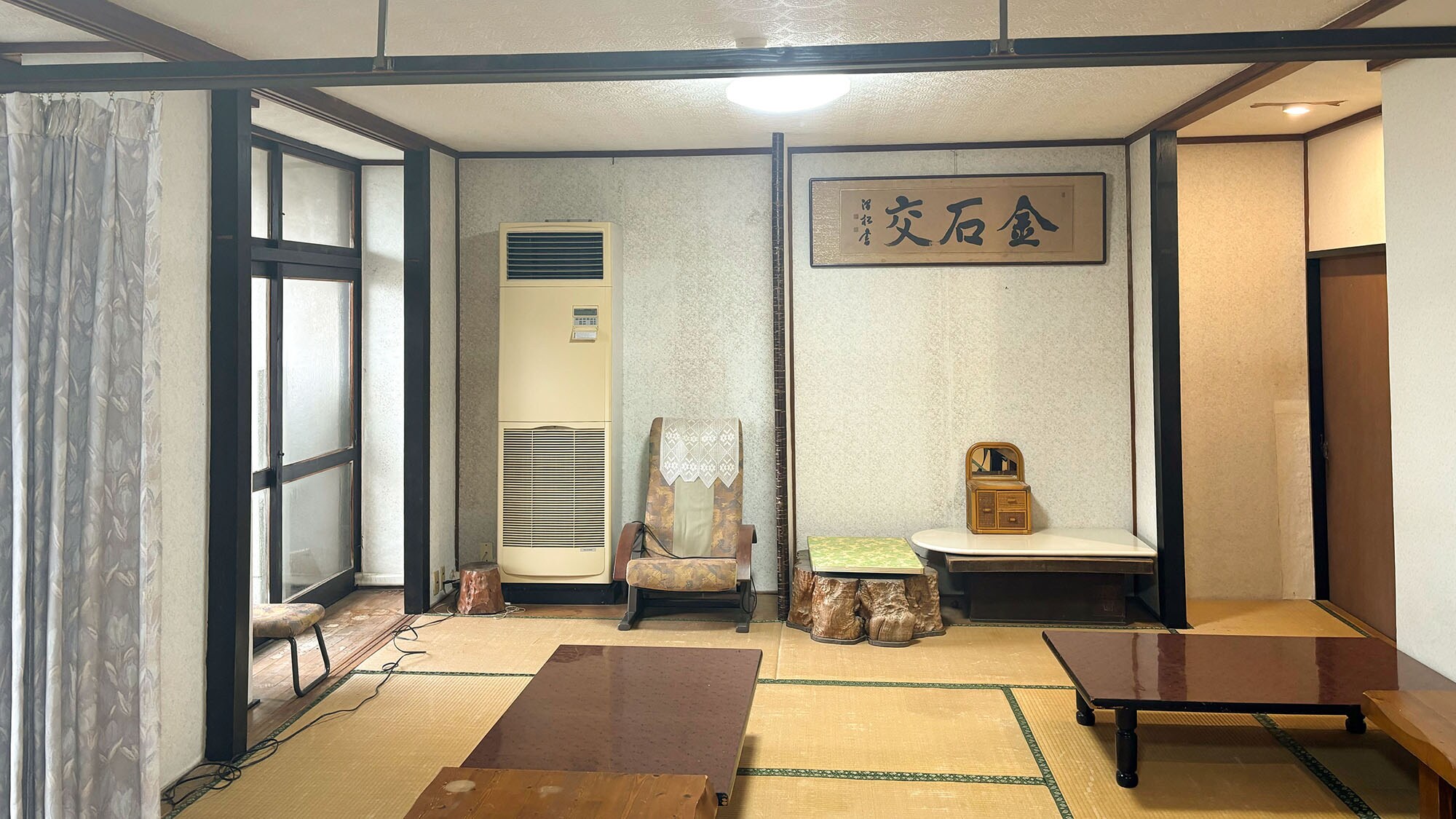 ・[Large room] Can accommodate up to 10 people ♪ Please use it for families or group trips
