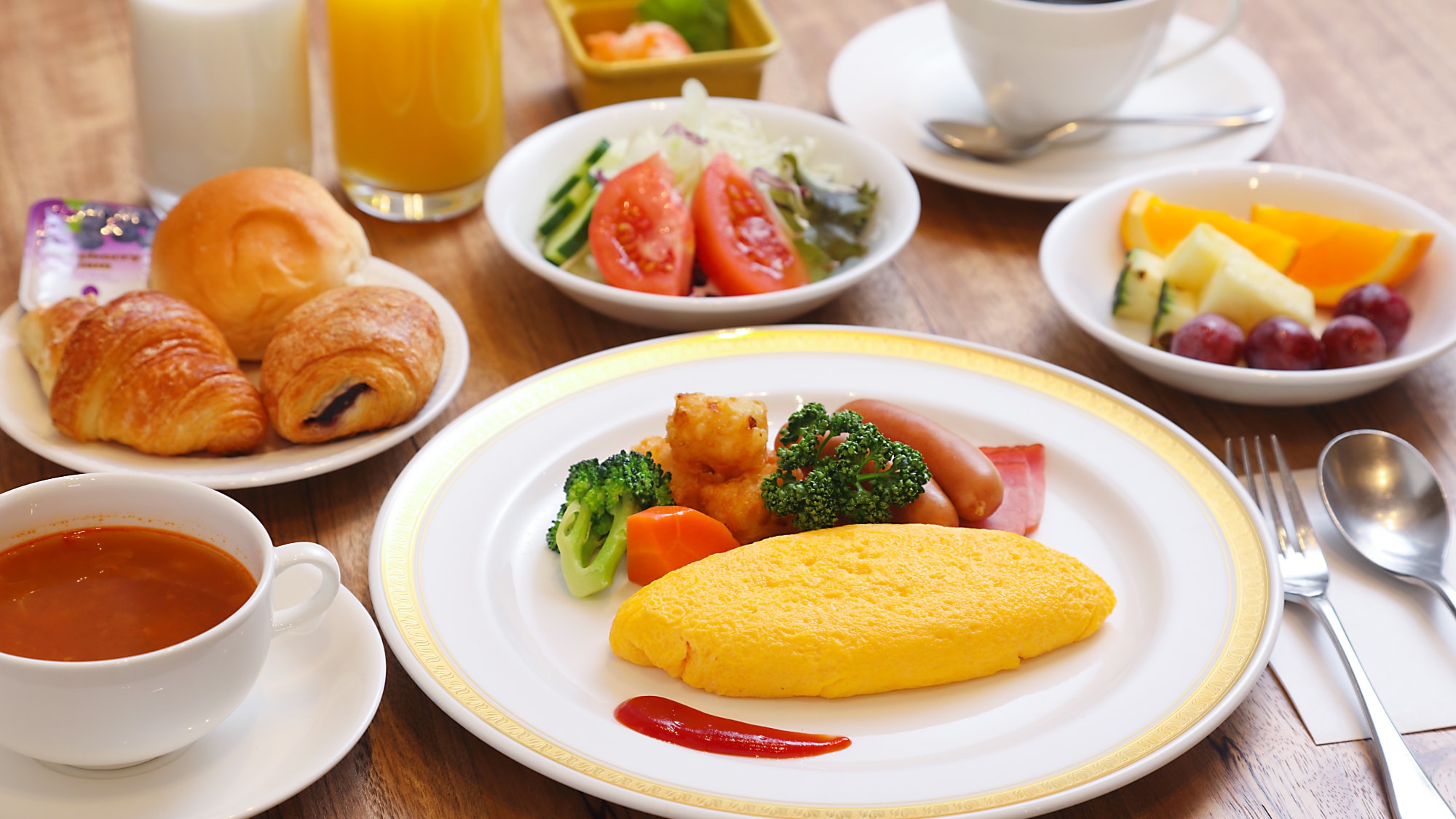 Do you prefer Western food for breakfast? (Plate image)