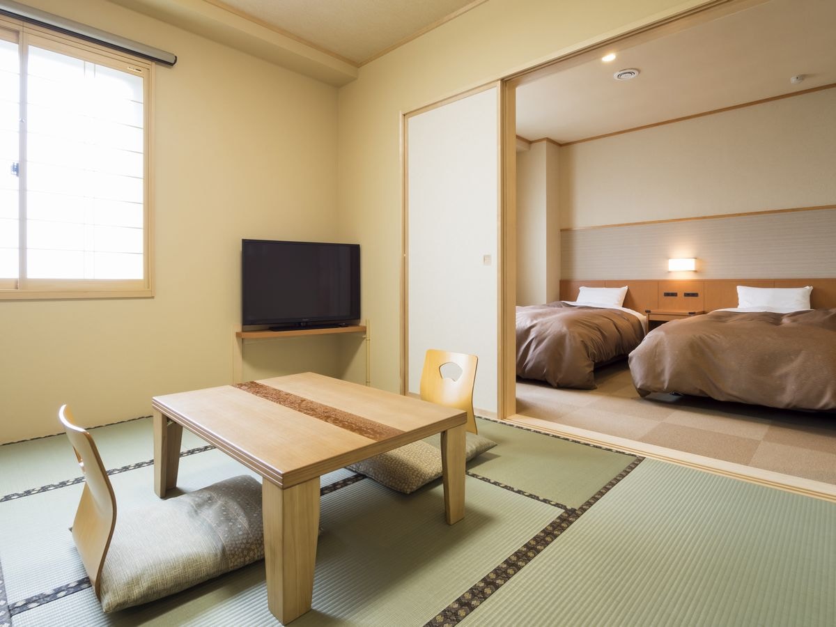 Japanese-Western style room