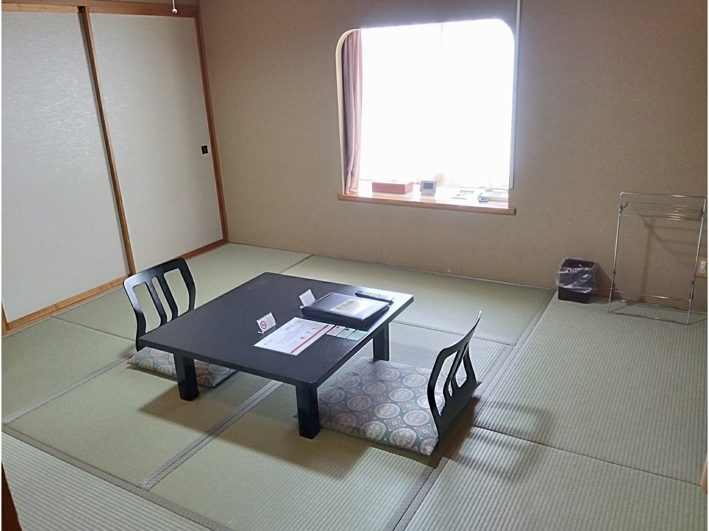 Kamar kecil bergaya Jepang (8 tikar tatami)