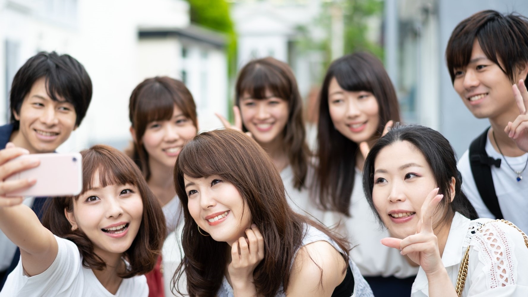 ส่วนลดนักเรียนสำหรับวัยรุ่นและอายุ 20 ปี