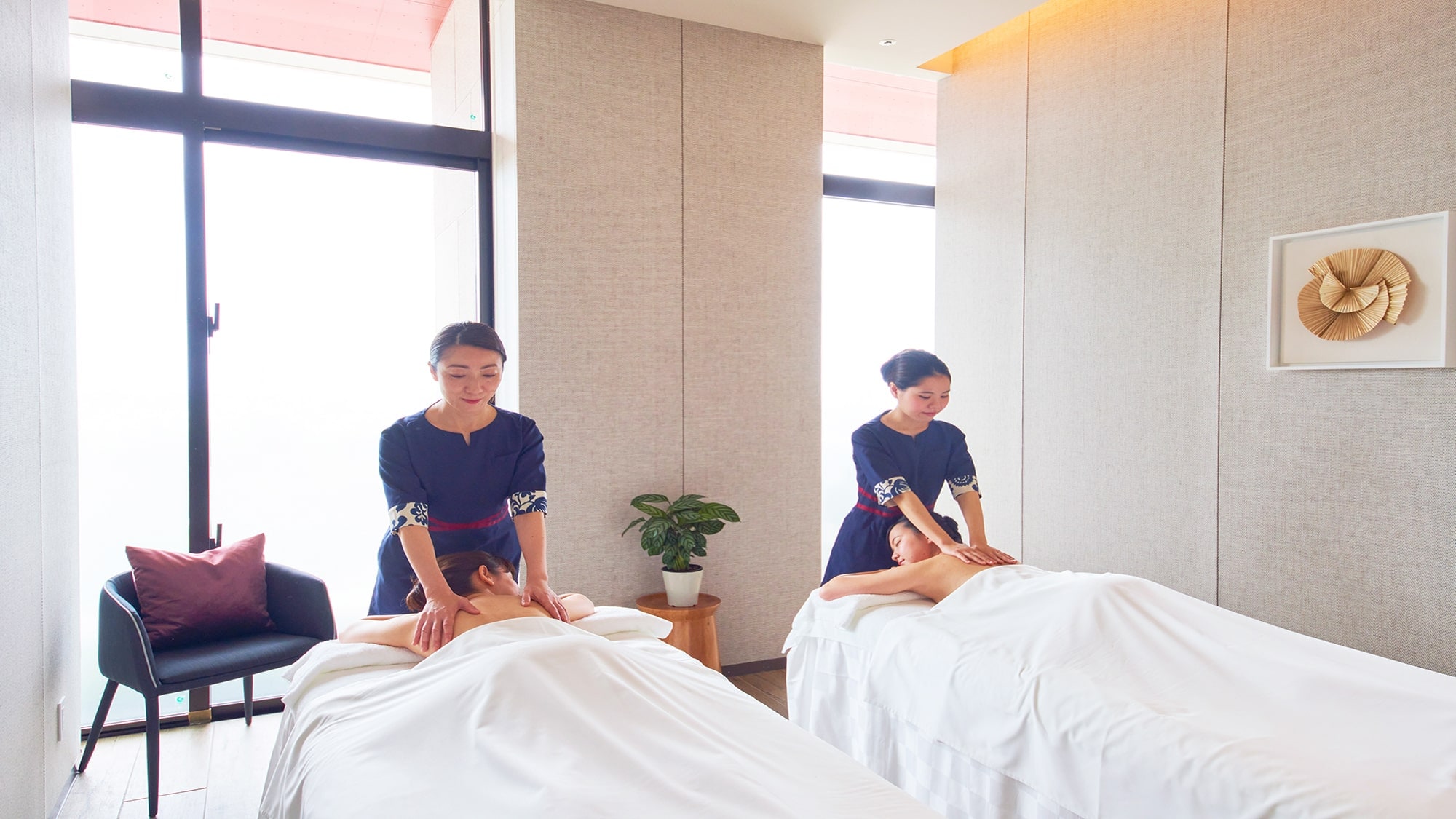 2nd floor spa treatment "Spa Zaku Holo Prince"