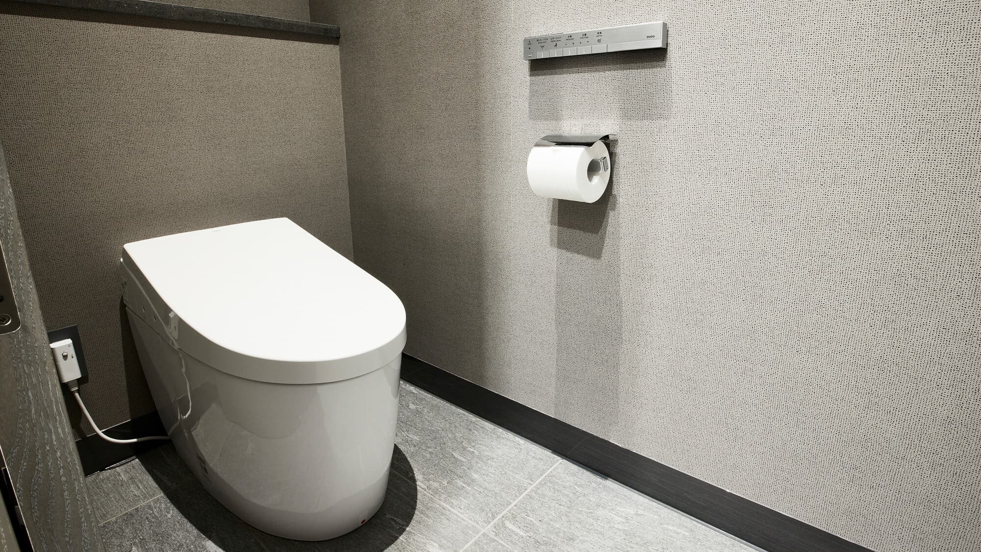 Ortho Japanese | A chic and calming, standalone toilet.