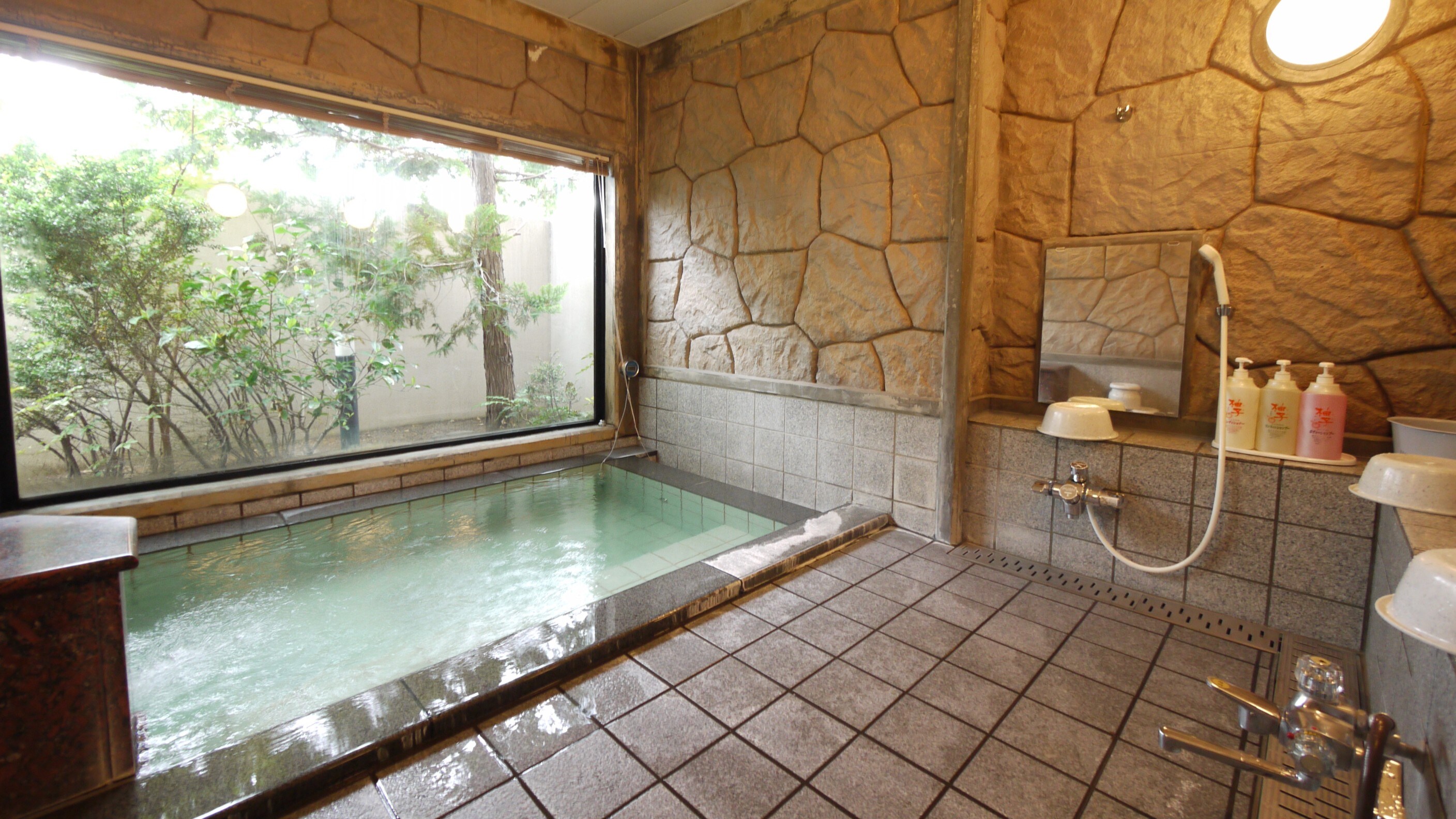 ●Women's large bath