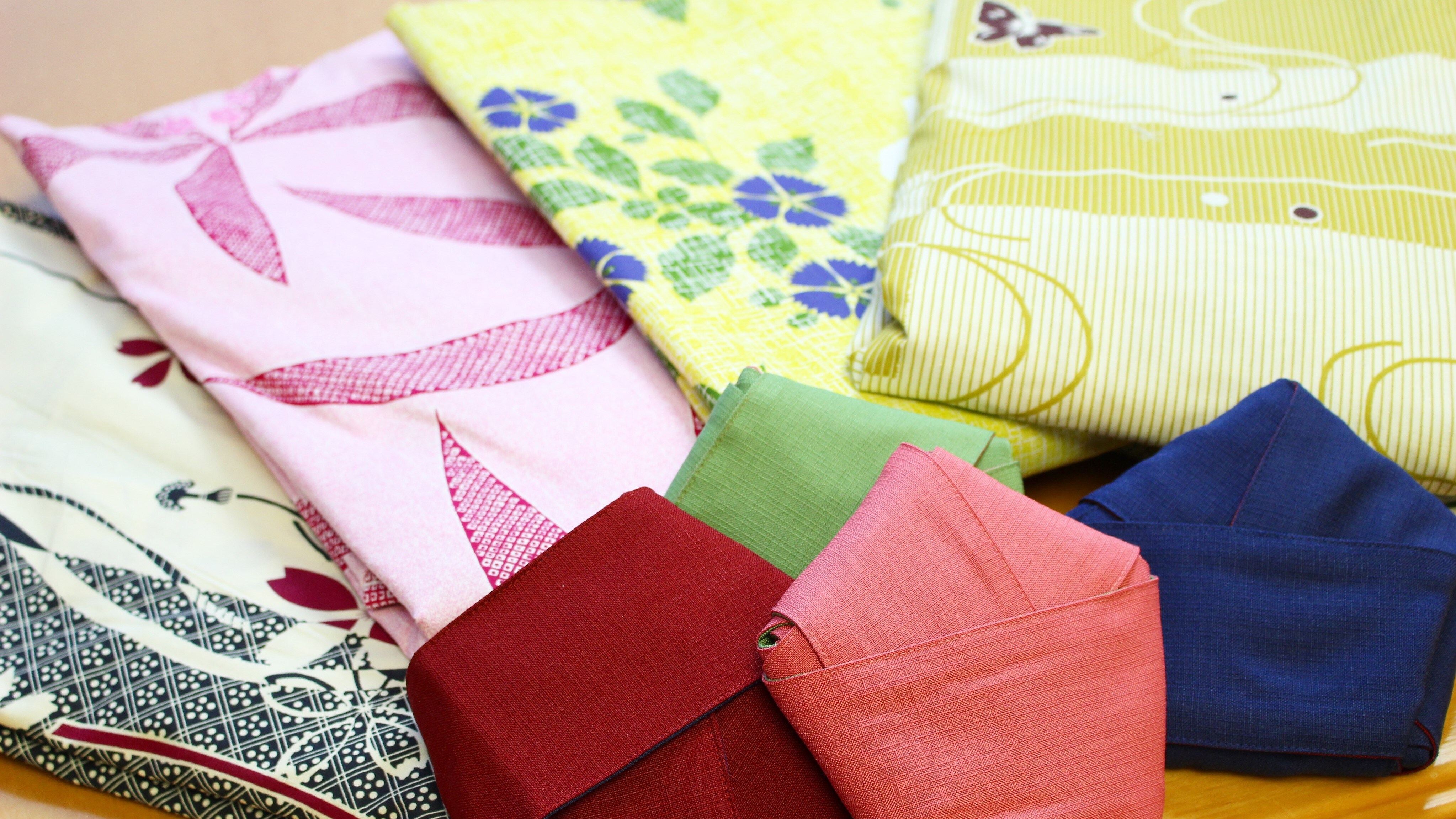 [Colored yukata service] We have five different patterns available. Please choose the one you like.