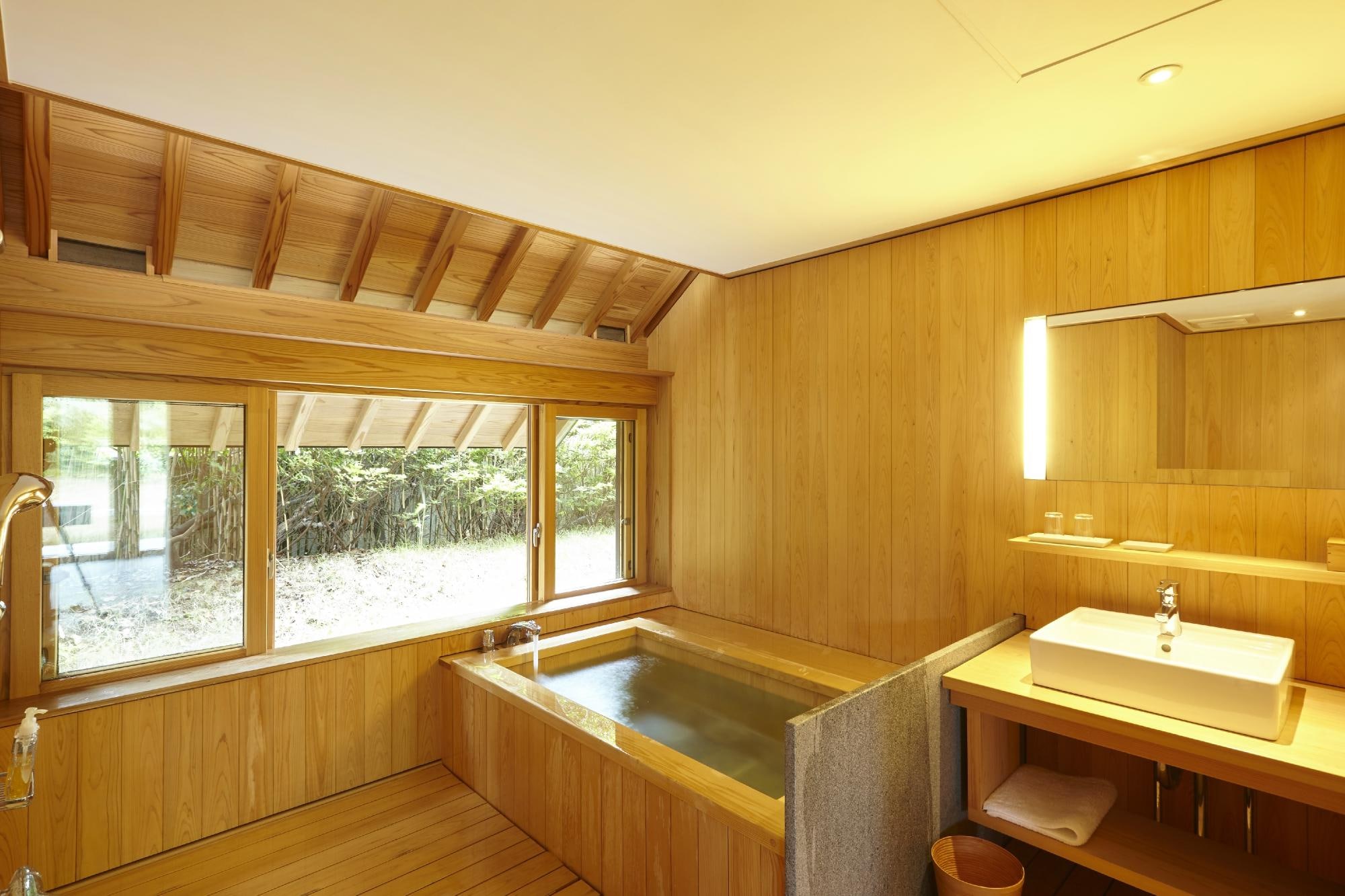 Japanese cypress indoor bath