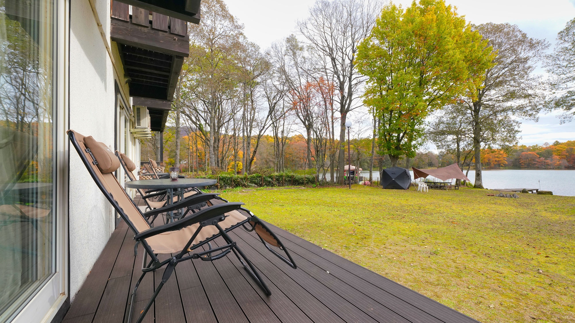 The rooms on the first floor of the lodge are equipped with reclining chairs. Please feel free to relax in them.