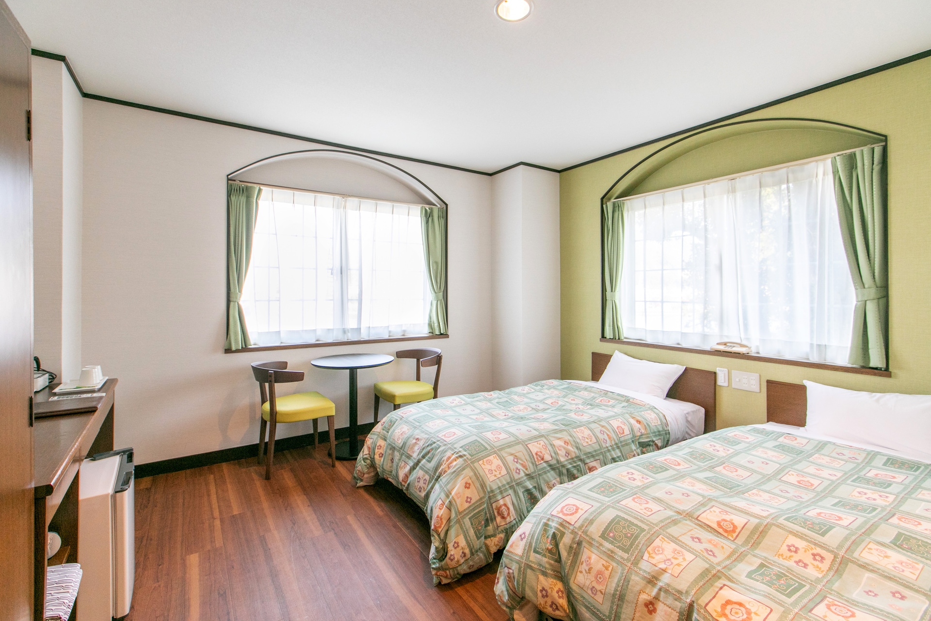 24 sqm room