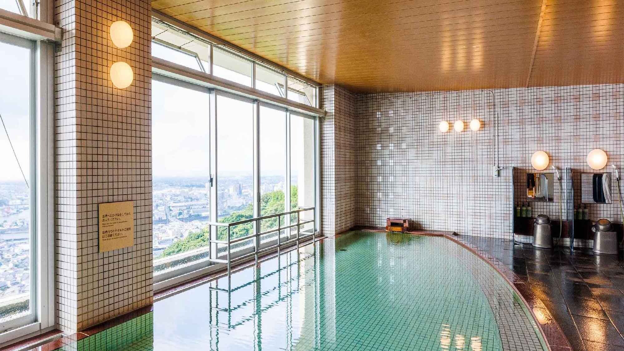 Panoramic large bath