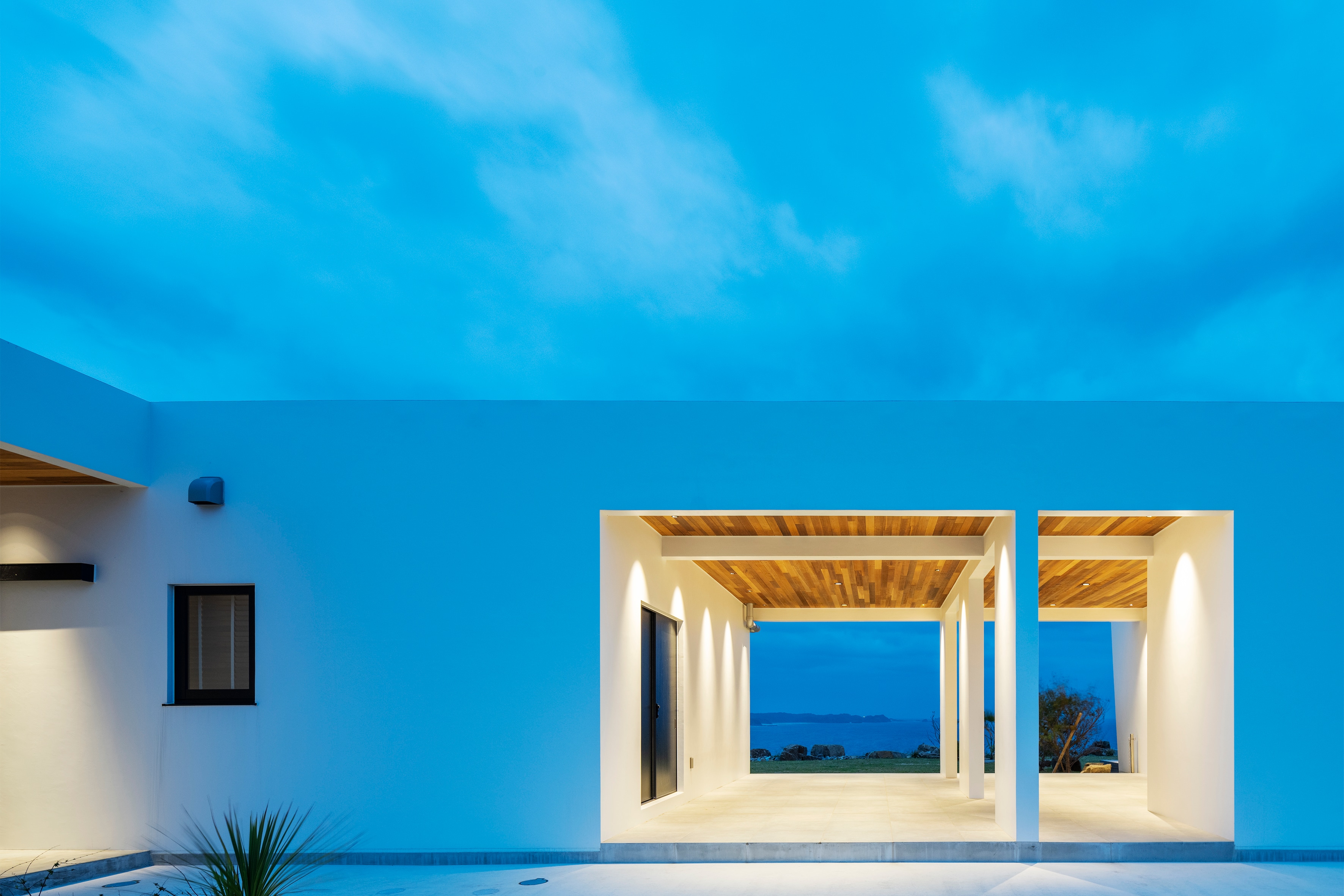 The Beachclub Sandalwood