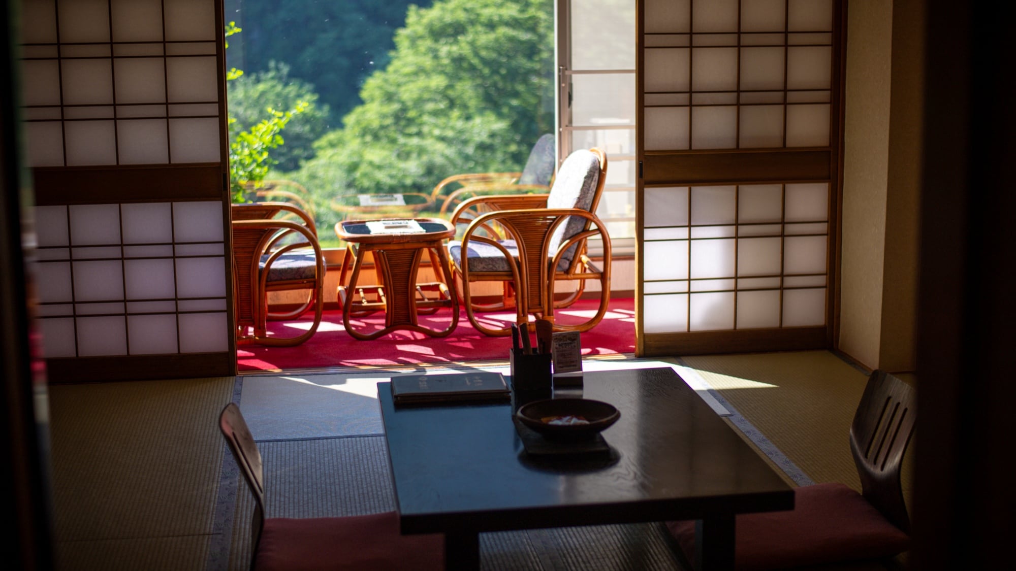 Spectacular natural scenery and relaxing Japanese aromas