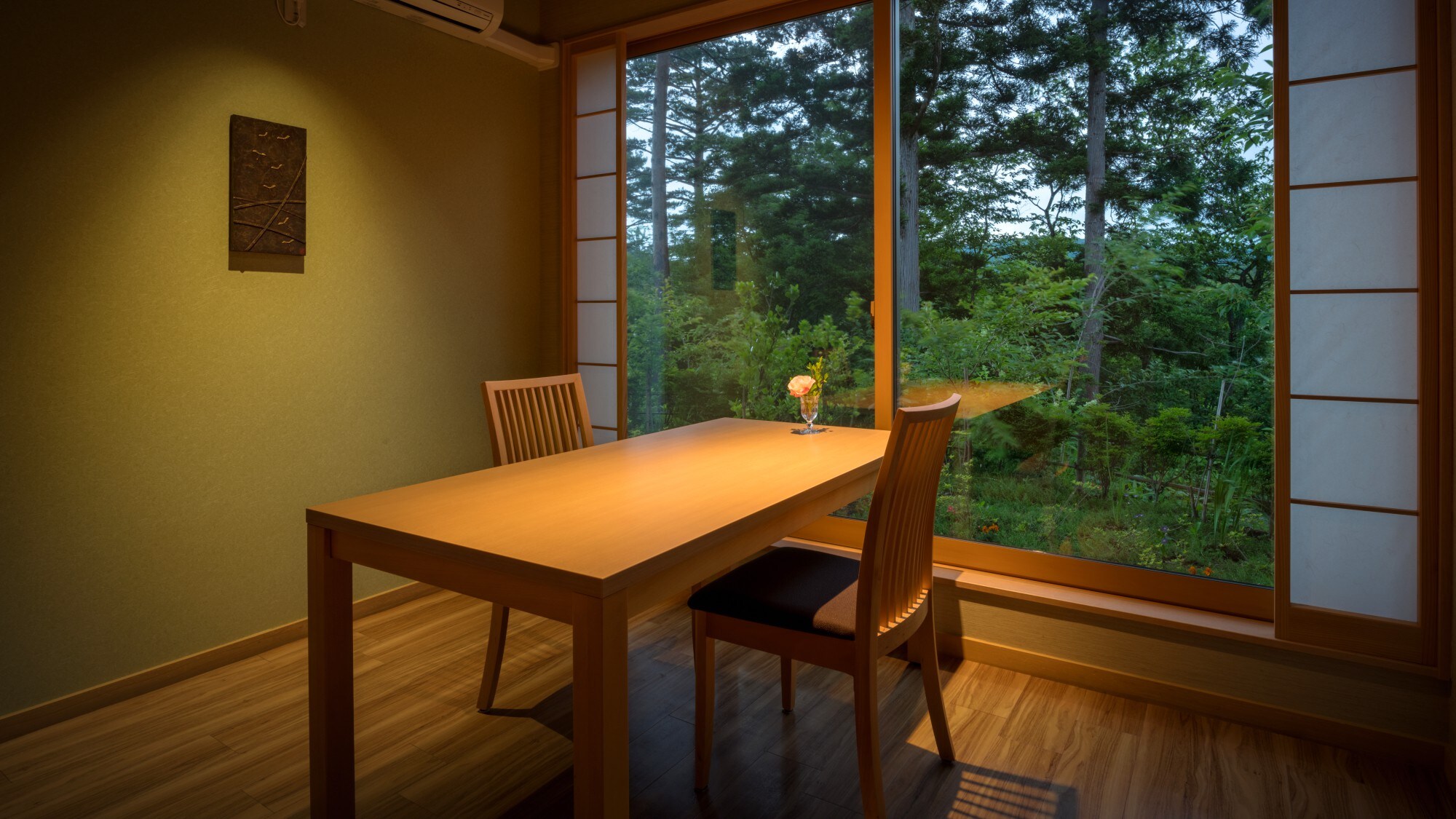 [Restaurant] Please enjoy your meal in a calm atmosphere. * An example of a private room