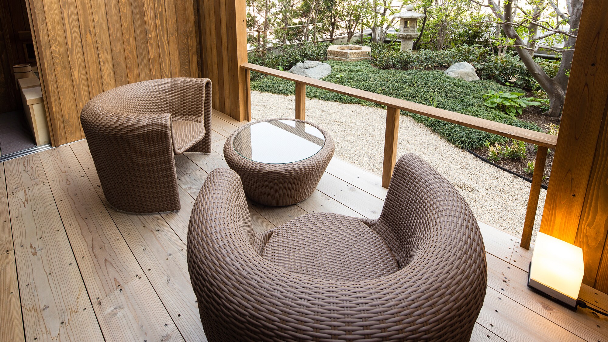 [Japanese-style room with private open-air bath] Enjoy the hot springs of your own source in 67㎡ / guest room.