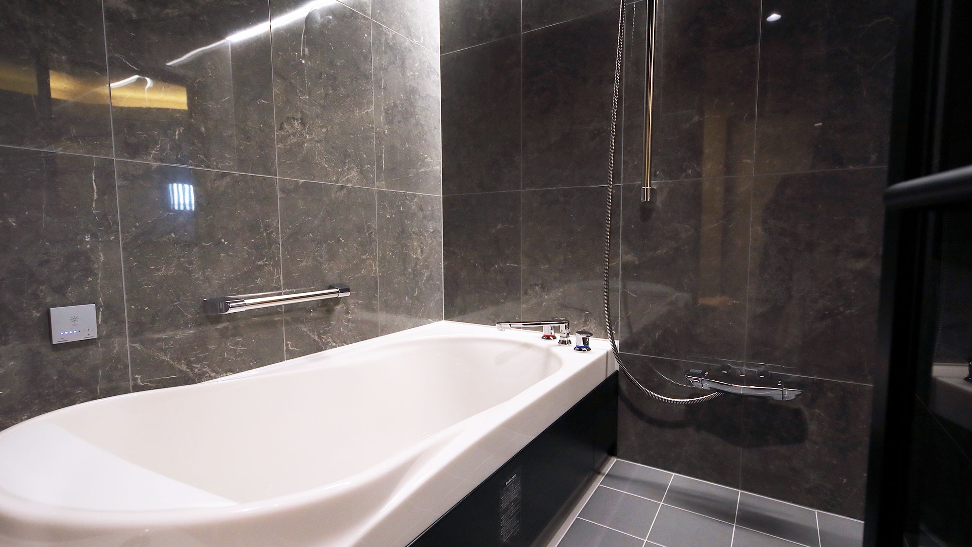 [Premium Japanese-Western room with terrace] A special relaxing space | 50 square meters