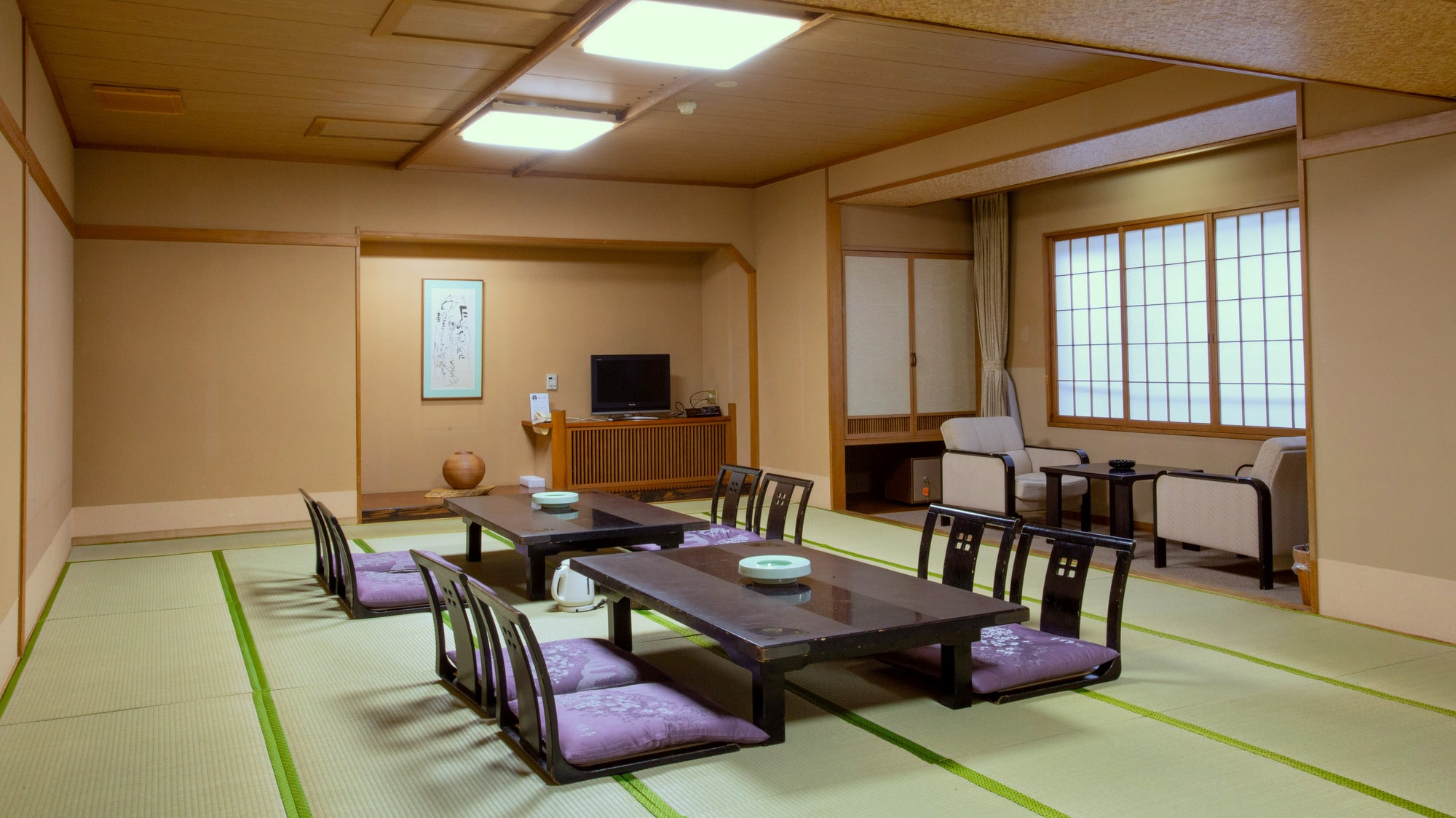 [Large room] 27 tatami mats or 33 tatami mats
