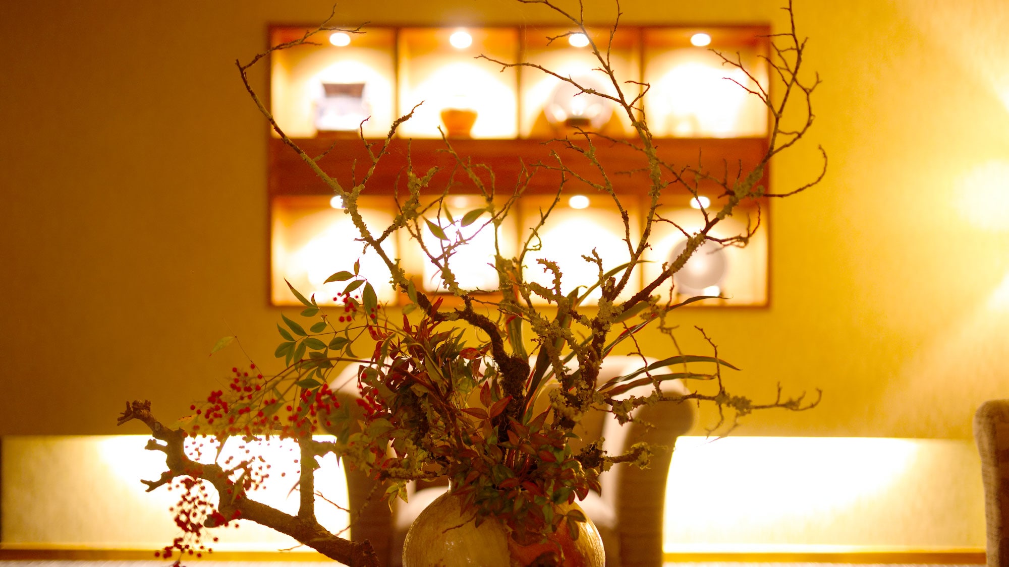 [Inside the building] 5th floor lobby