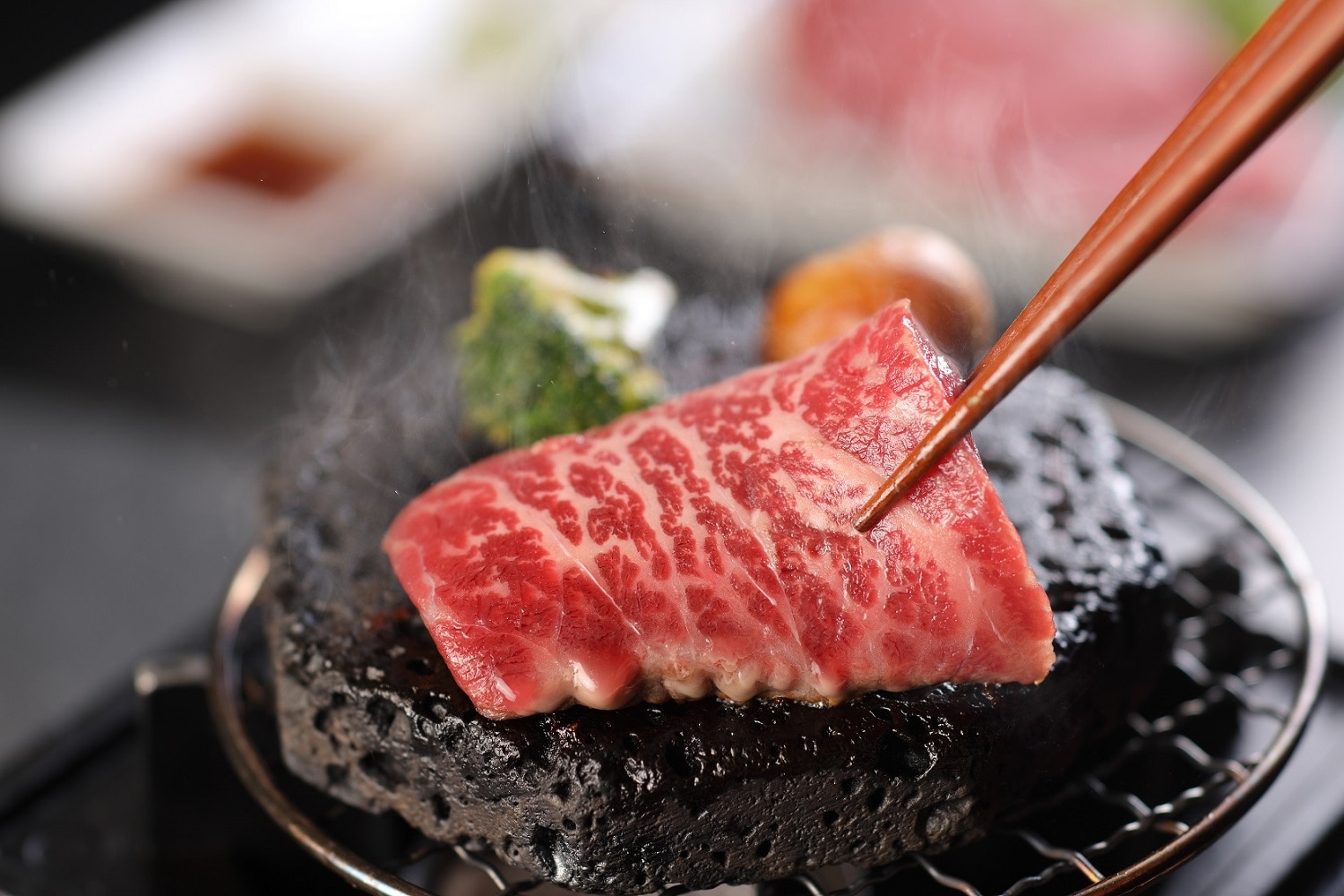 Image of Tottori beef on hot stone