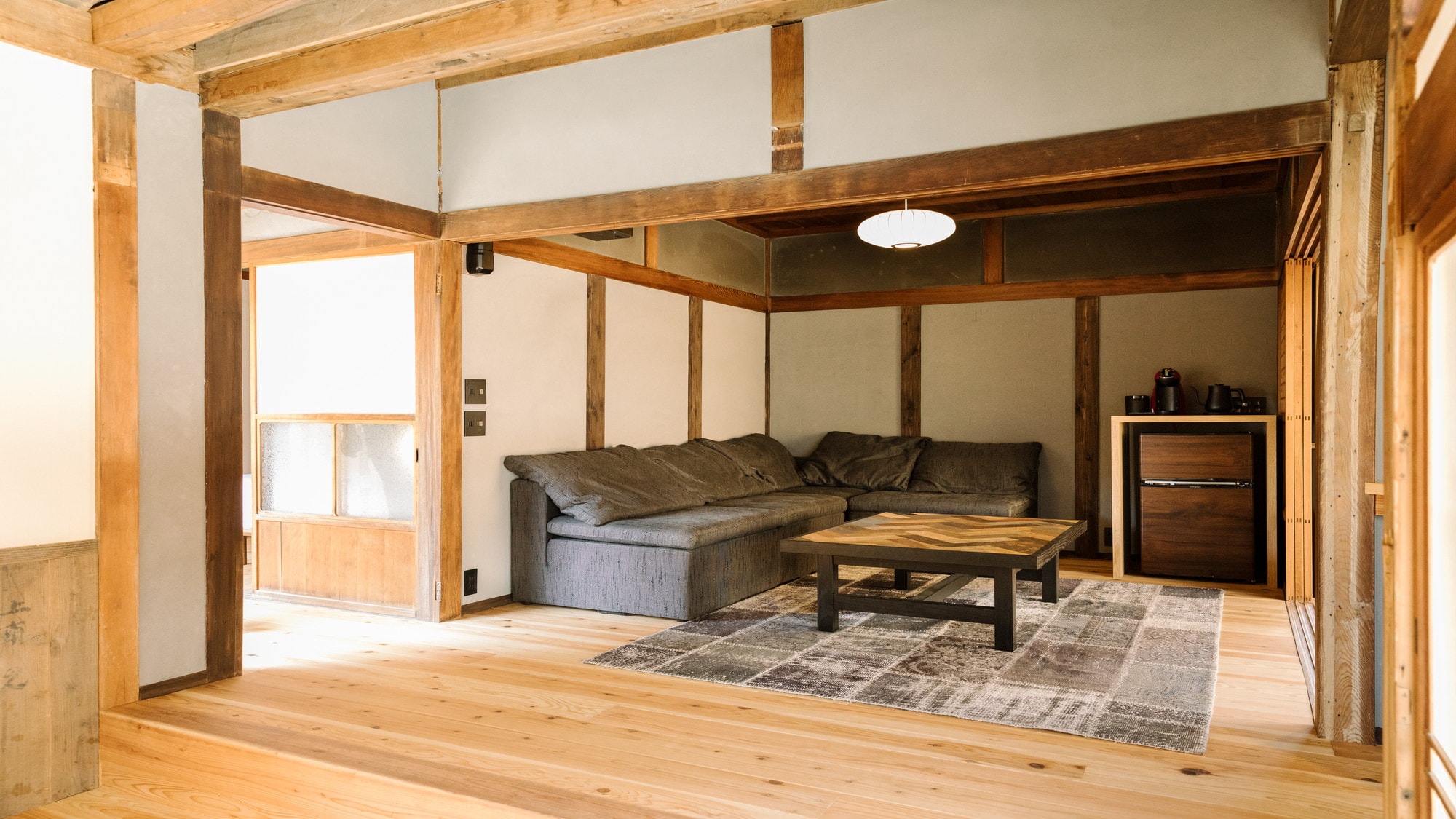 Uematsu 301 | Living room