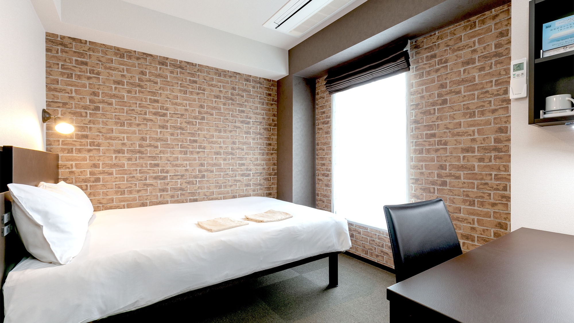 ・ Single room (Skytree view) / 1 to 2 people available. Equipped with free Wi-Fi (high-speed NURO line)
