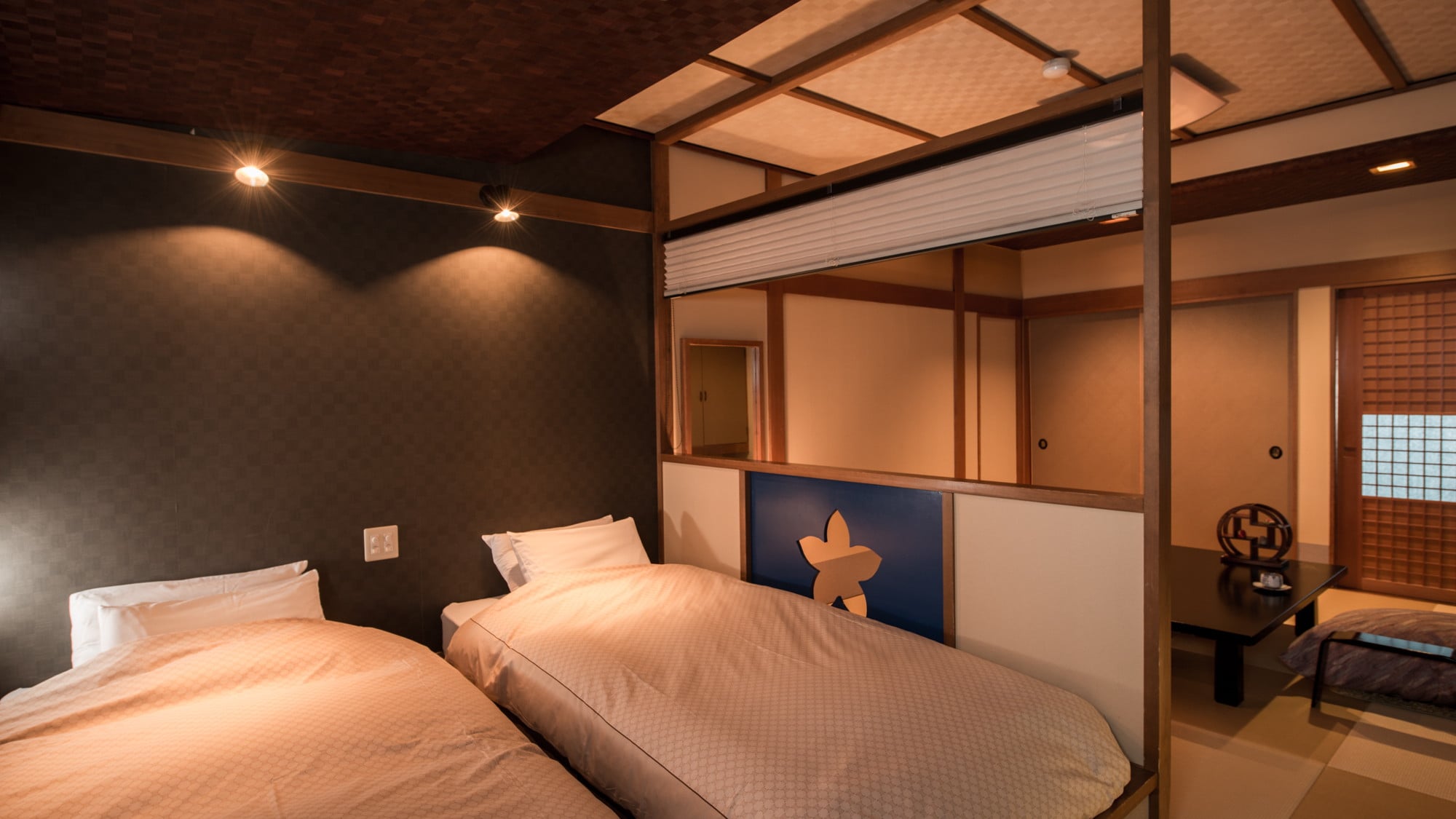 [Japanese-style guest room with bed-Kikyou-]