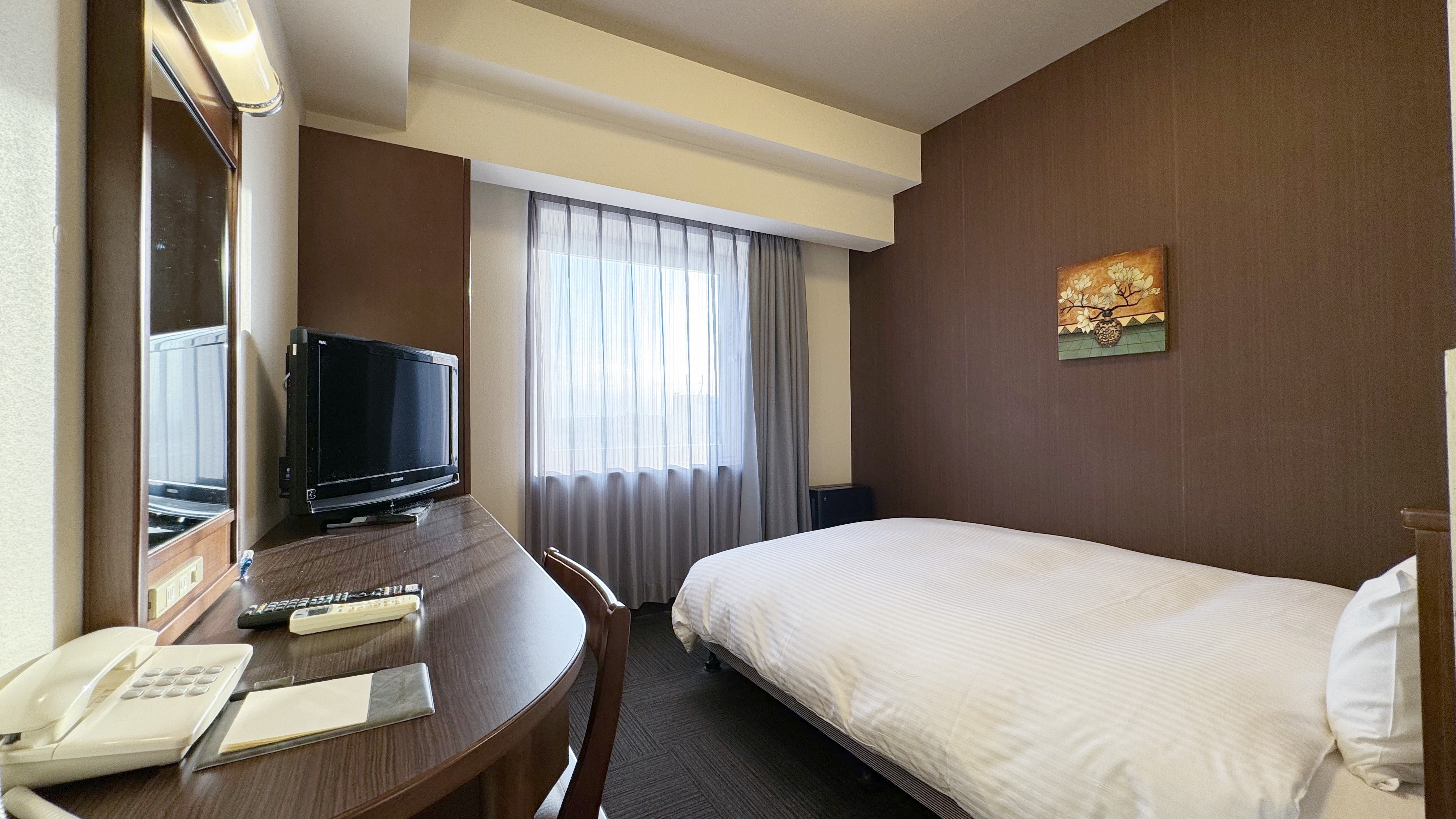 Kamar semi-double