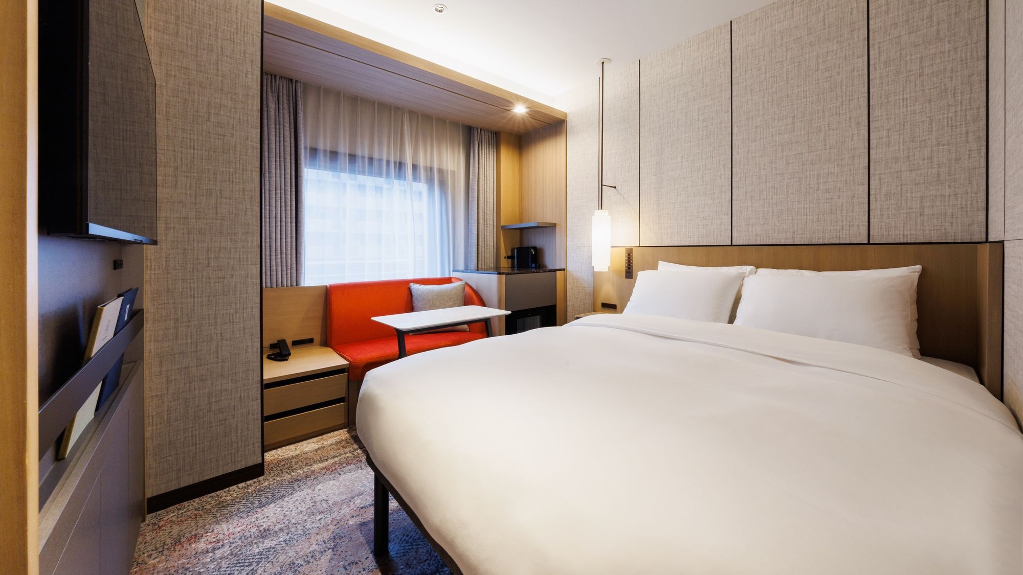 主樓埃德蒙特標準間 [18㎡] *主樓標準皇后間自2027年12月1日起開放