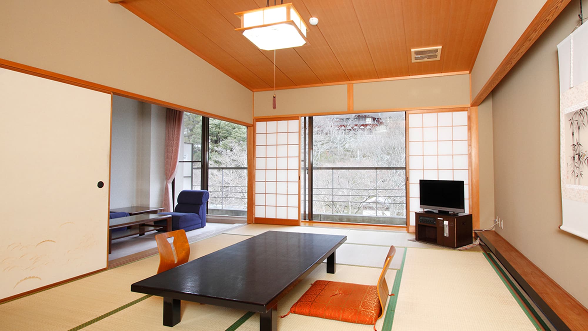 Room example (Japanese-style room in the East Building)