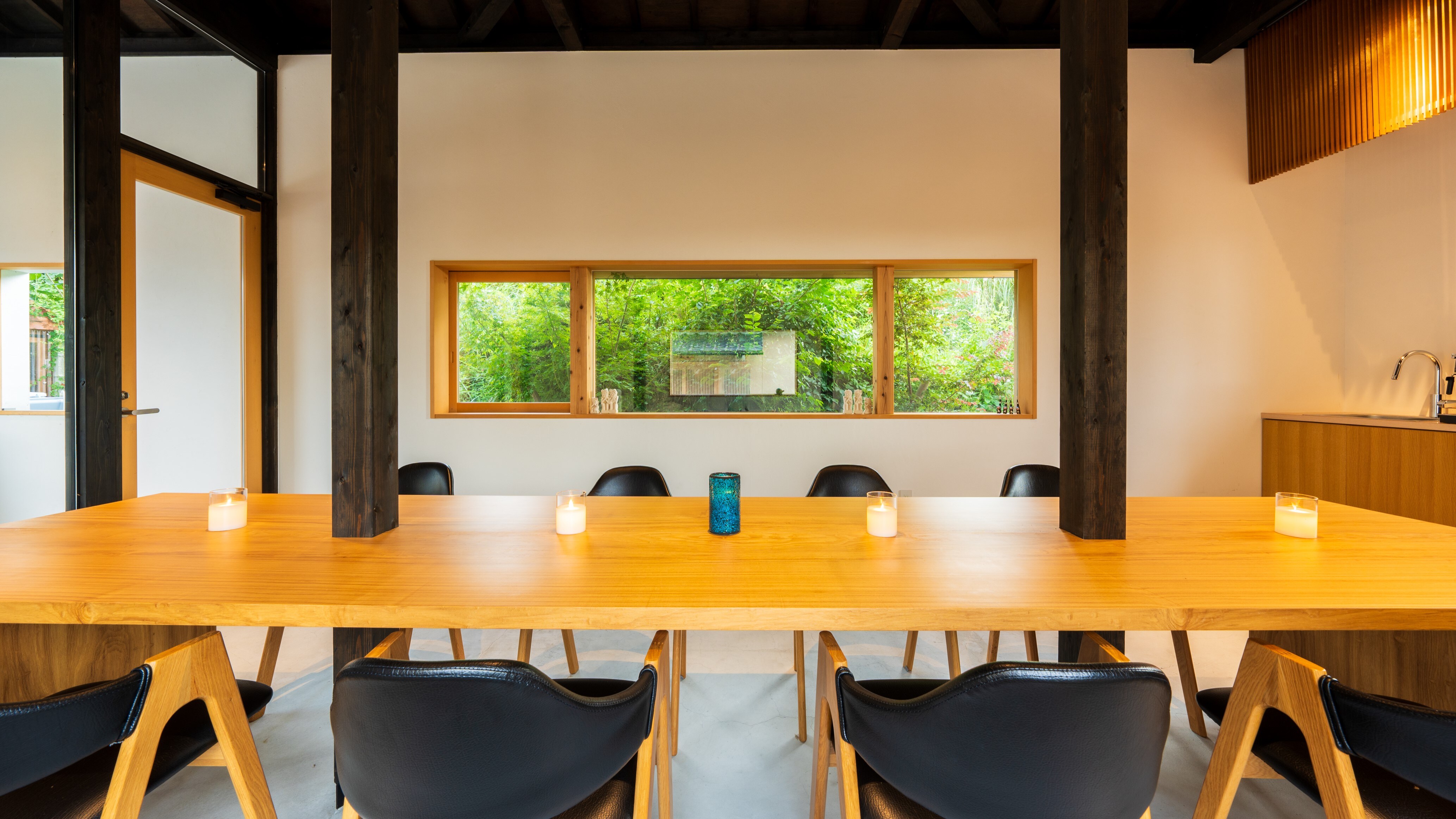 <Lounge Miyabi> *Beer is not available.