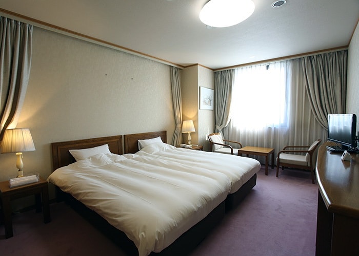 4F Superior Twin Room 1