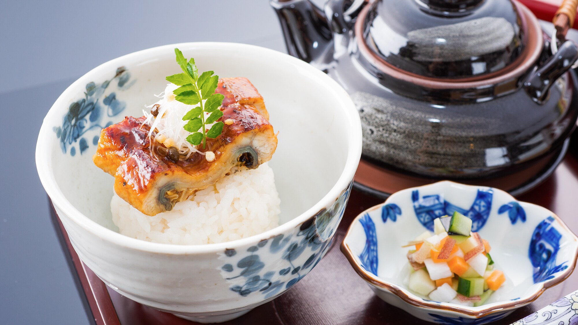 人氣菜單！鰻魚蓋飯