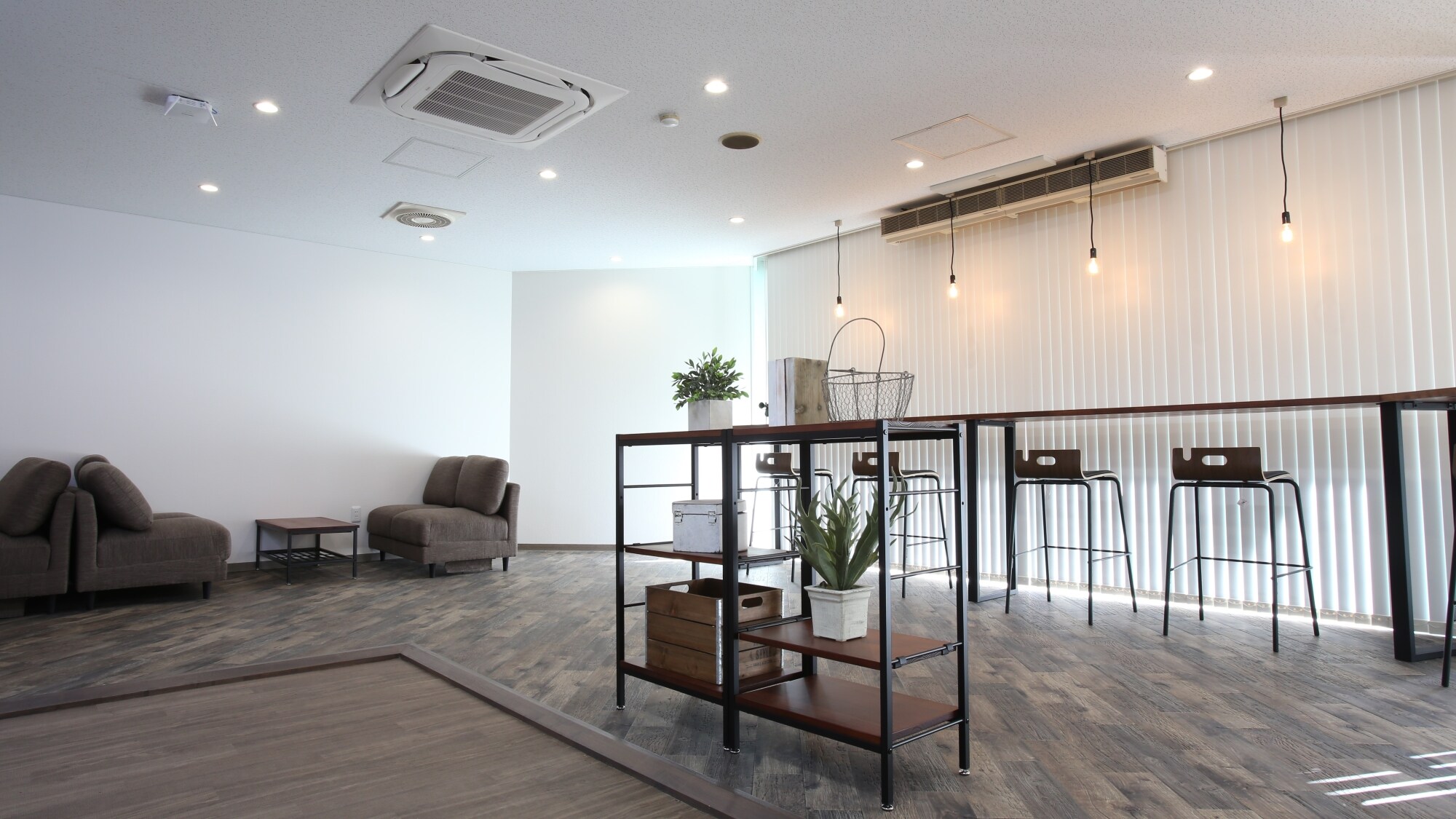 Main Building Tomiya Conversation Corner