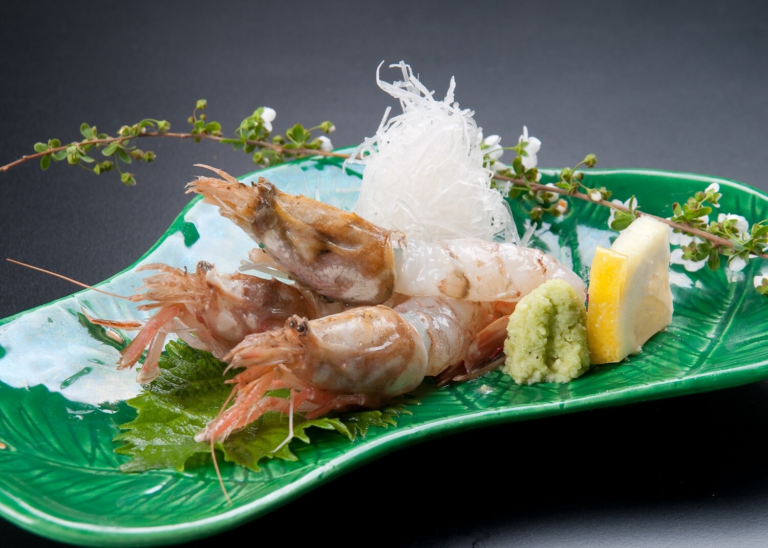 特色菜：鳥取名產、生魚片大蝦