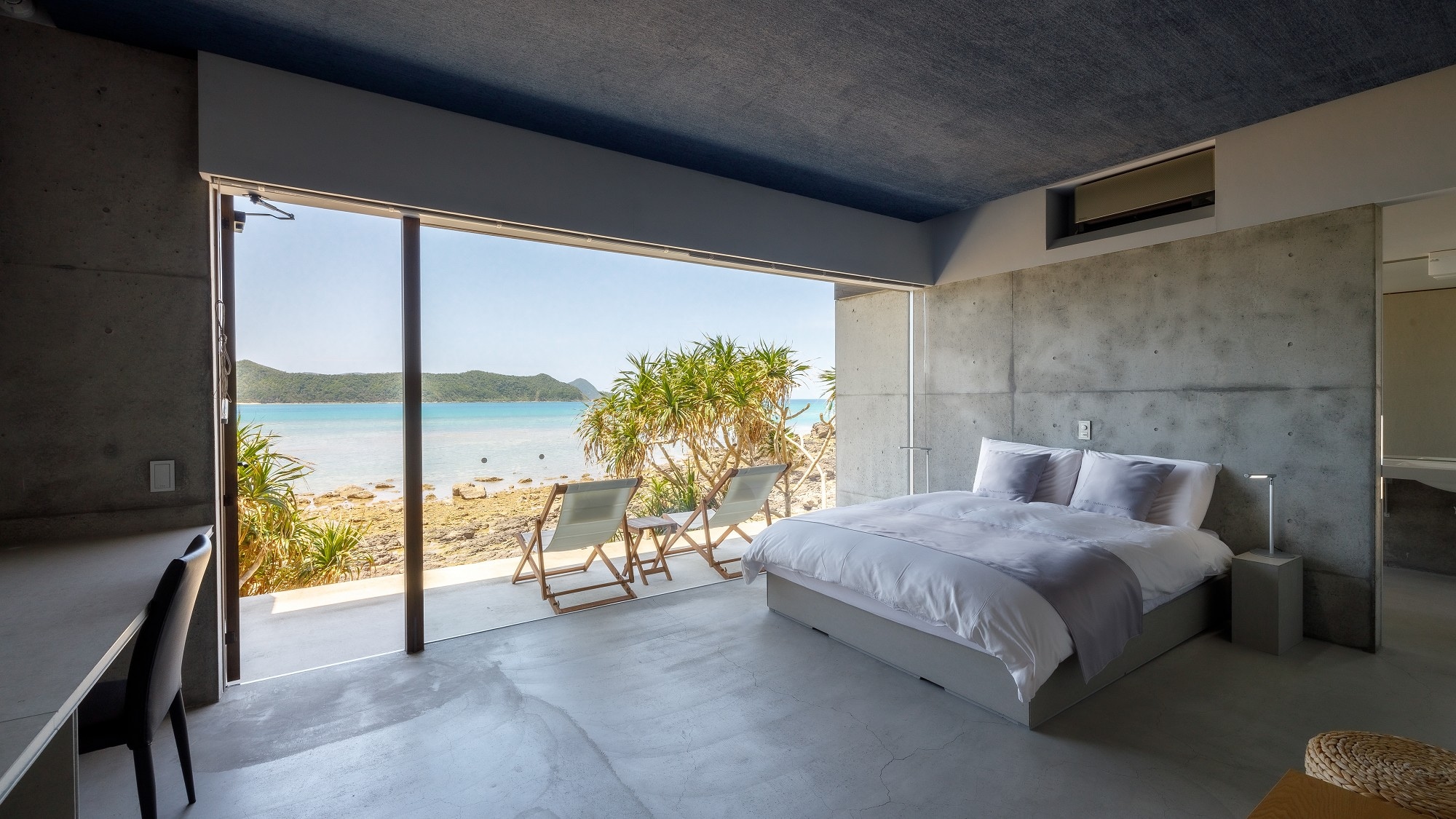 [Standard Villa Queen Bed] การตกแต่งภายในห้องมี 2 แบบ