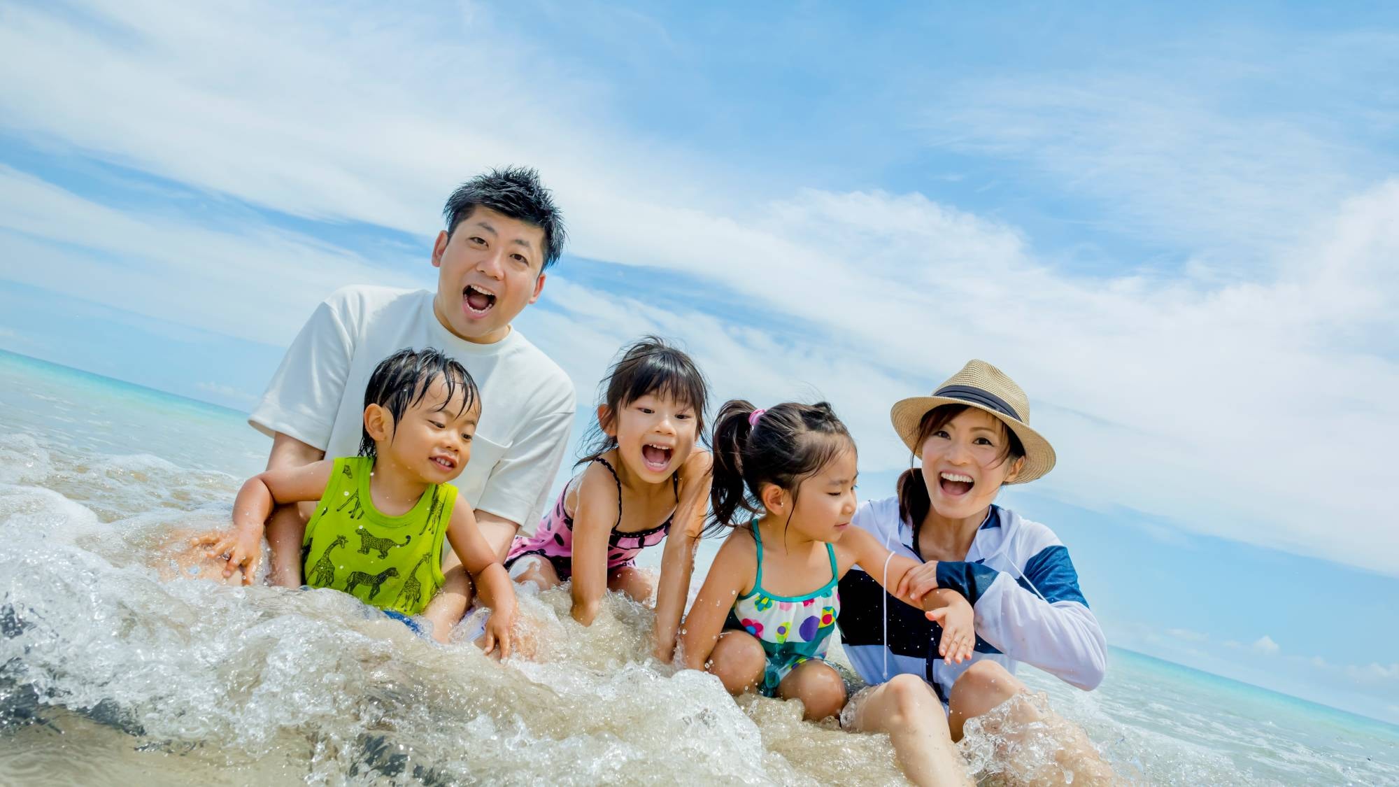 30 seconds walk to the beach! Let's play with all one's might in the sea spreading in front of us♪