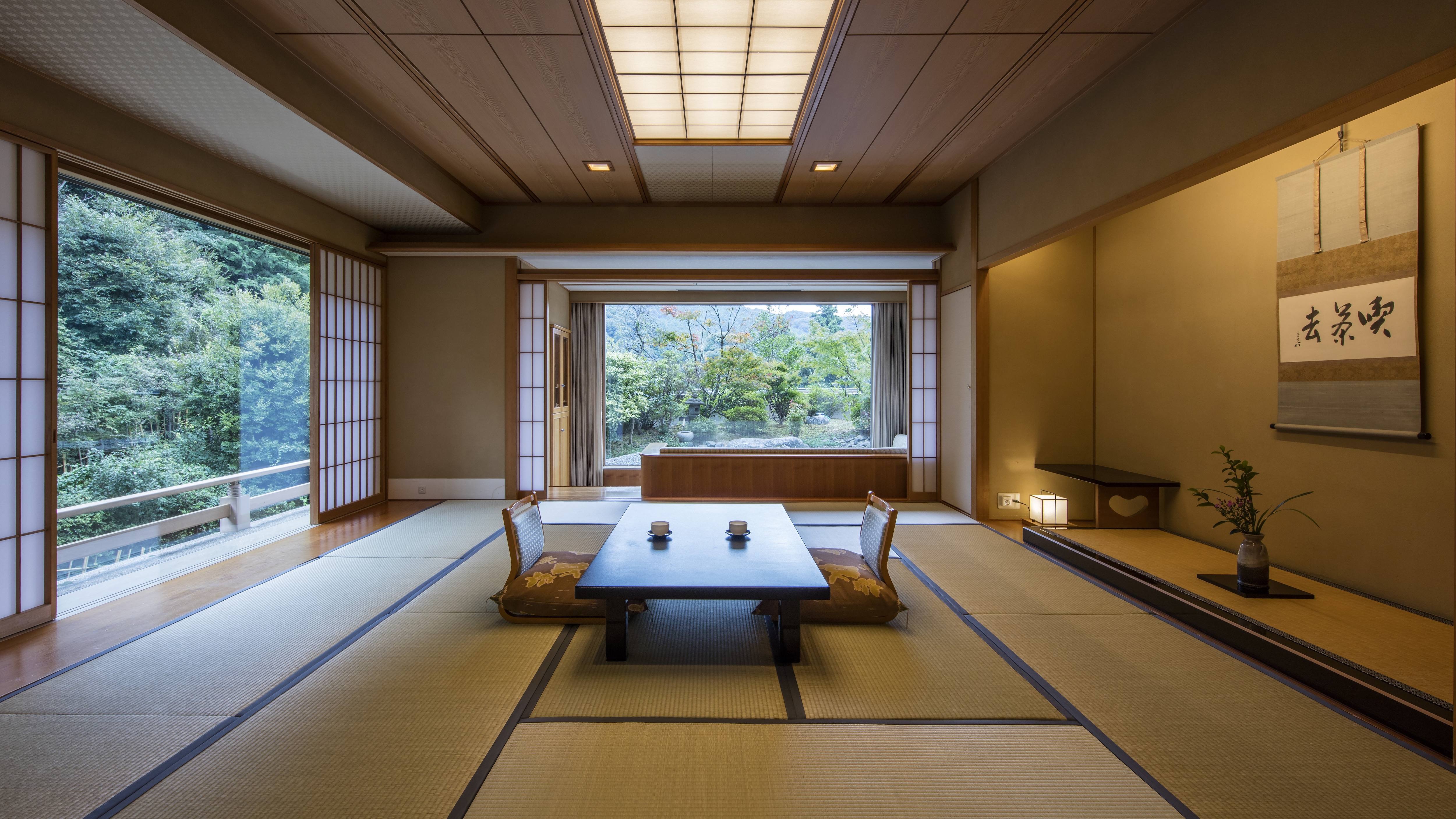Fuyo Deluxe Japanese-style room / 15 tatami mats, with jacuzzi