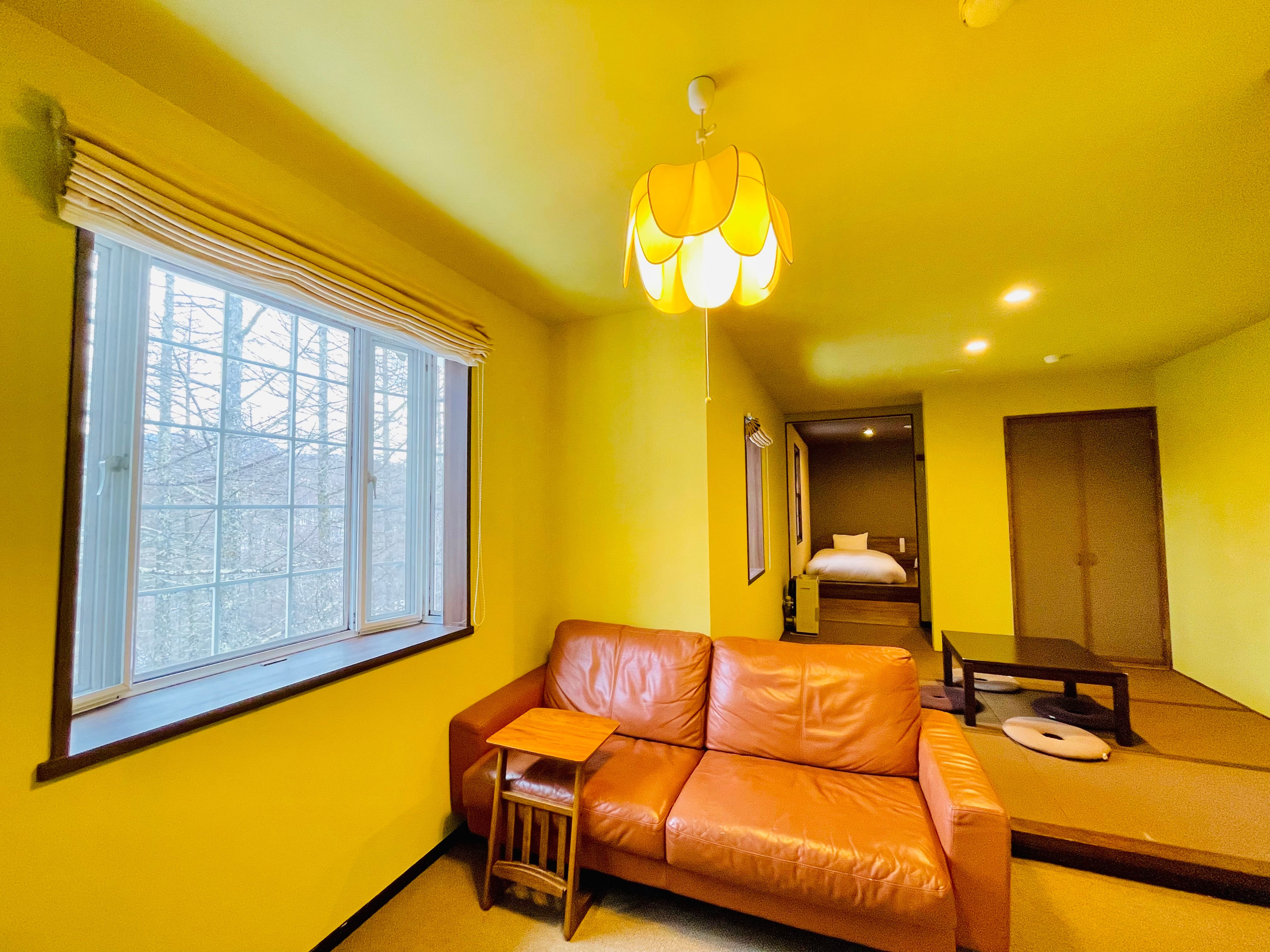 208 Japanese-Western room with raised bed. (Bathroom and toilet included) Private terrace.
