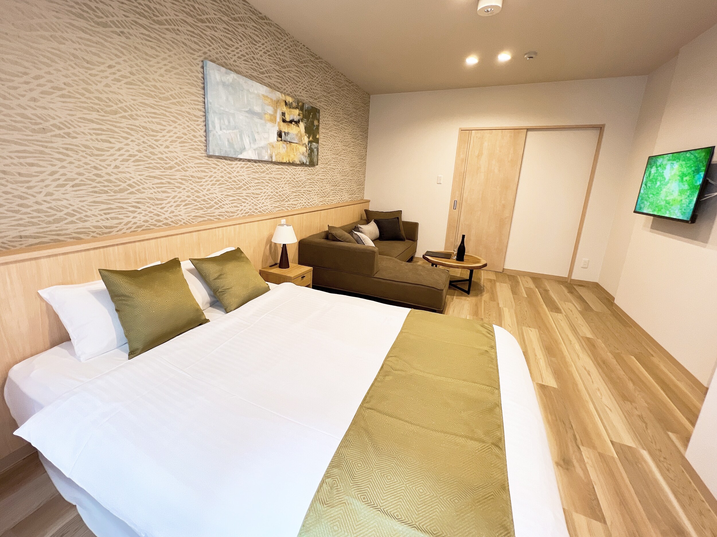 Room 103