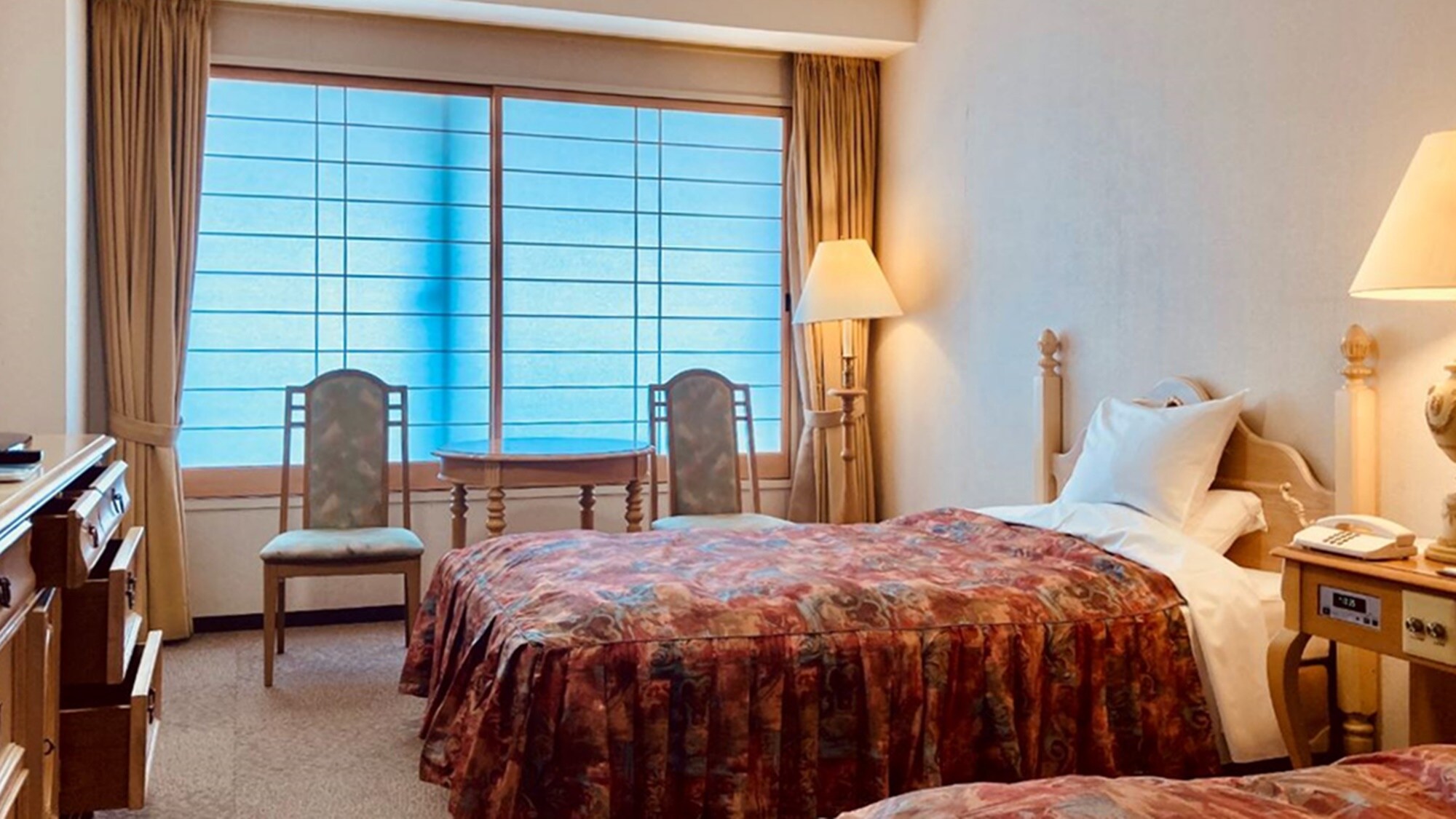 * [Western-style room (twin room)] Mountain side