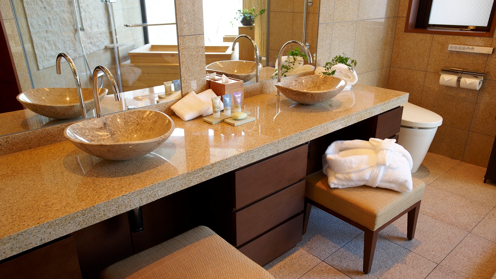 ■ Panorama View Suite / 100.8 square meters