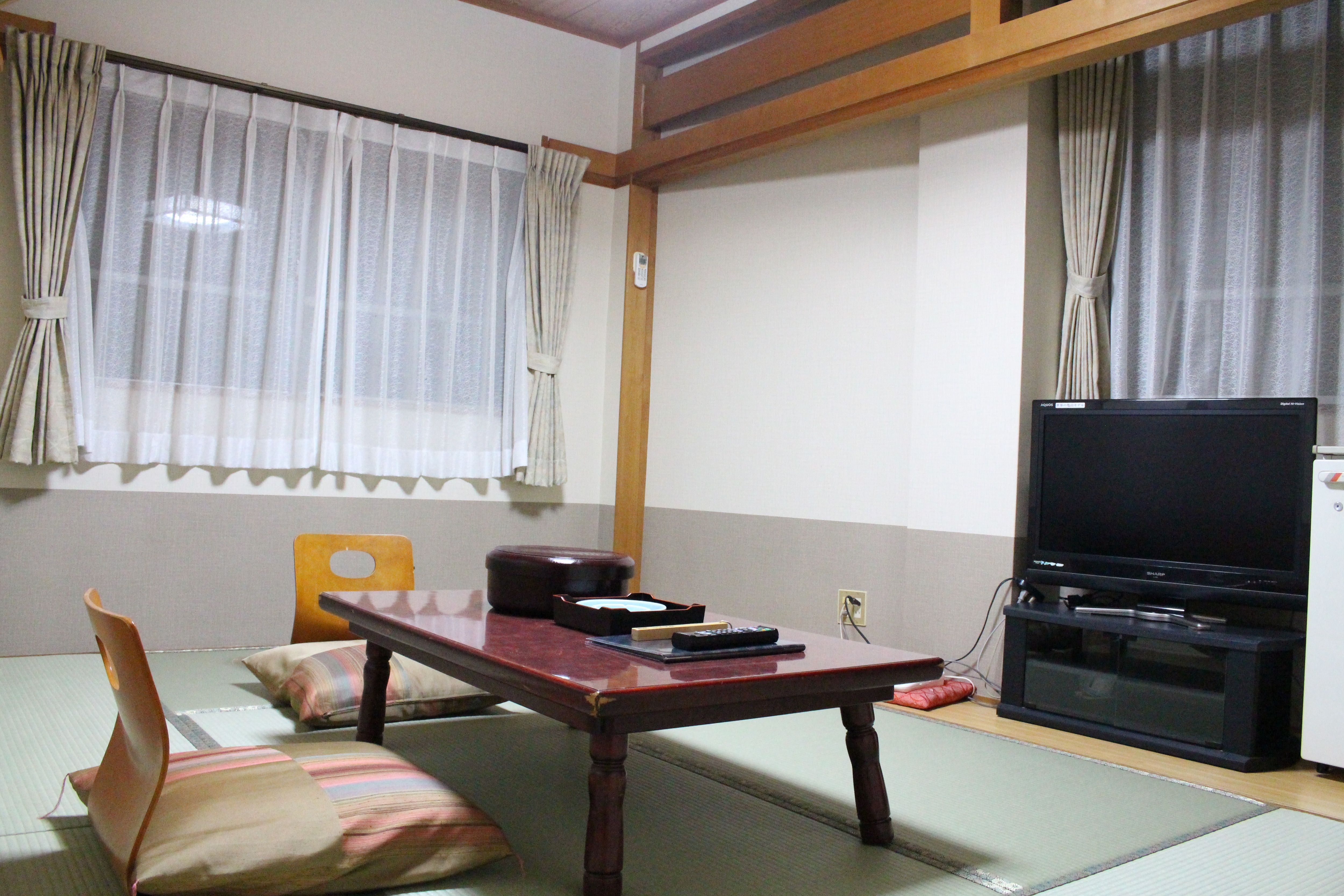 Japanese-style room 1