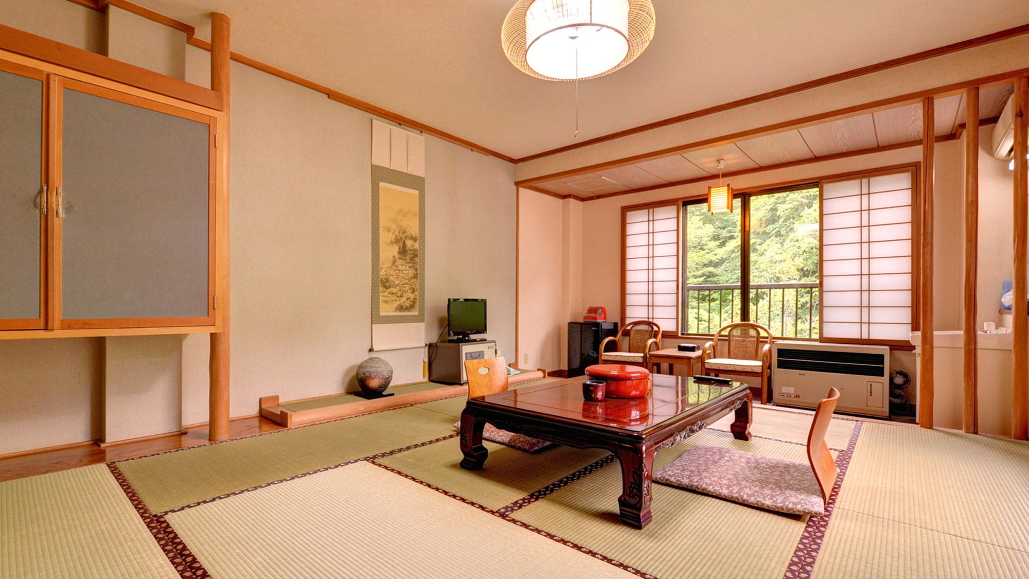 * [Example of guest room] Japanese-style room 10 tatami mats. Enjoy the & ldquo; space & rdquo; holidays to spend away from everyday life.