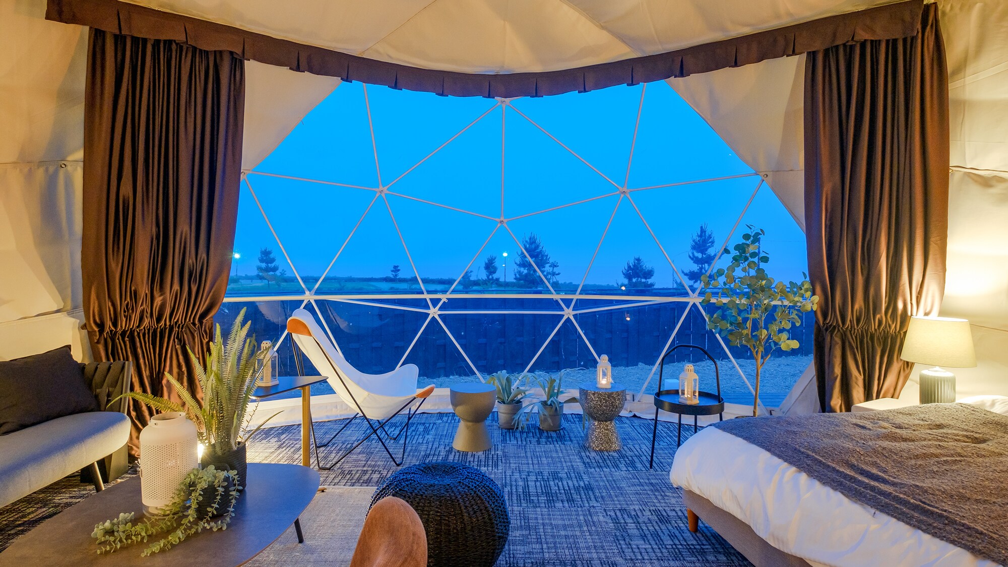 豪華露營套房「現代」 祝您住宿愉快