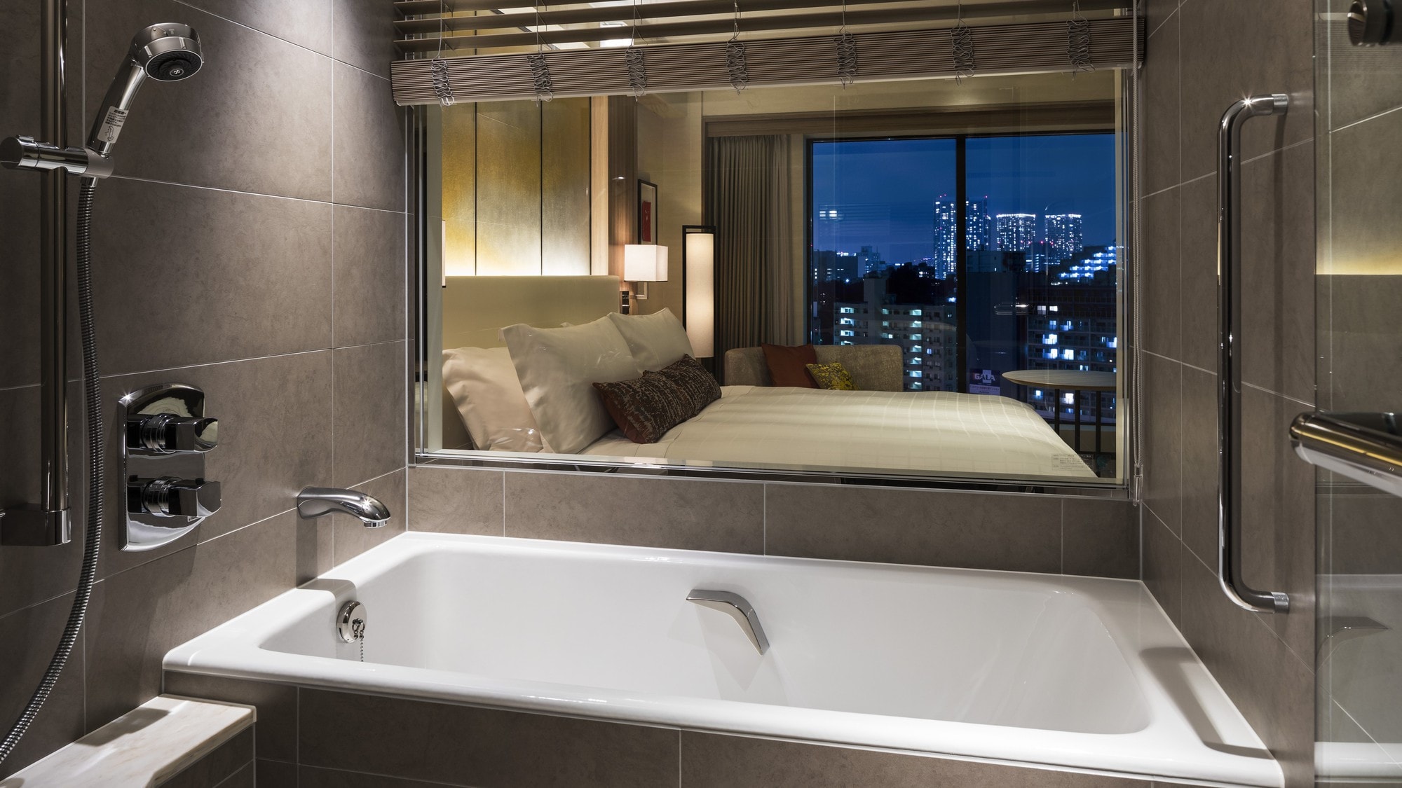 Premium floor THE CLUB deluxe type view bath