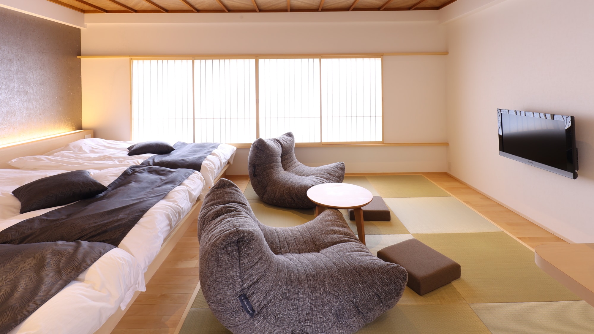 本館 日西式房間 6張榻榻米+床