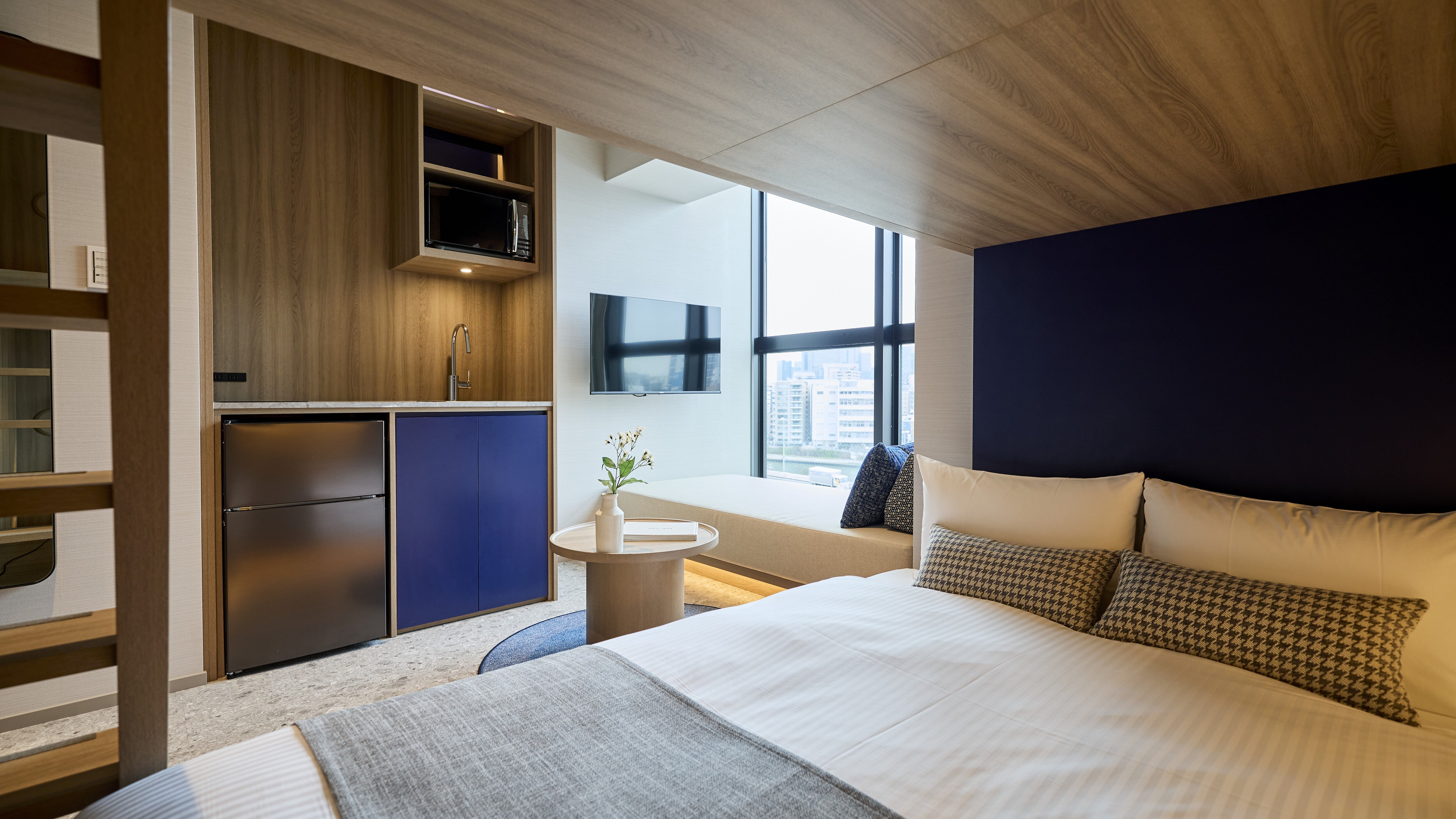 Two Bed Bunk Room