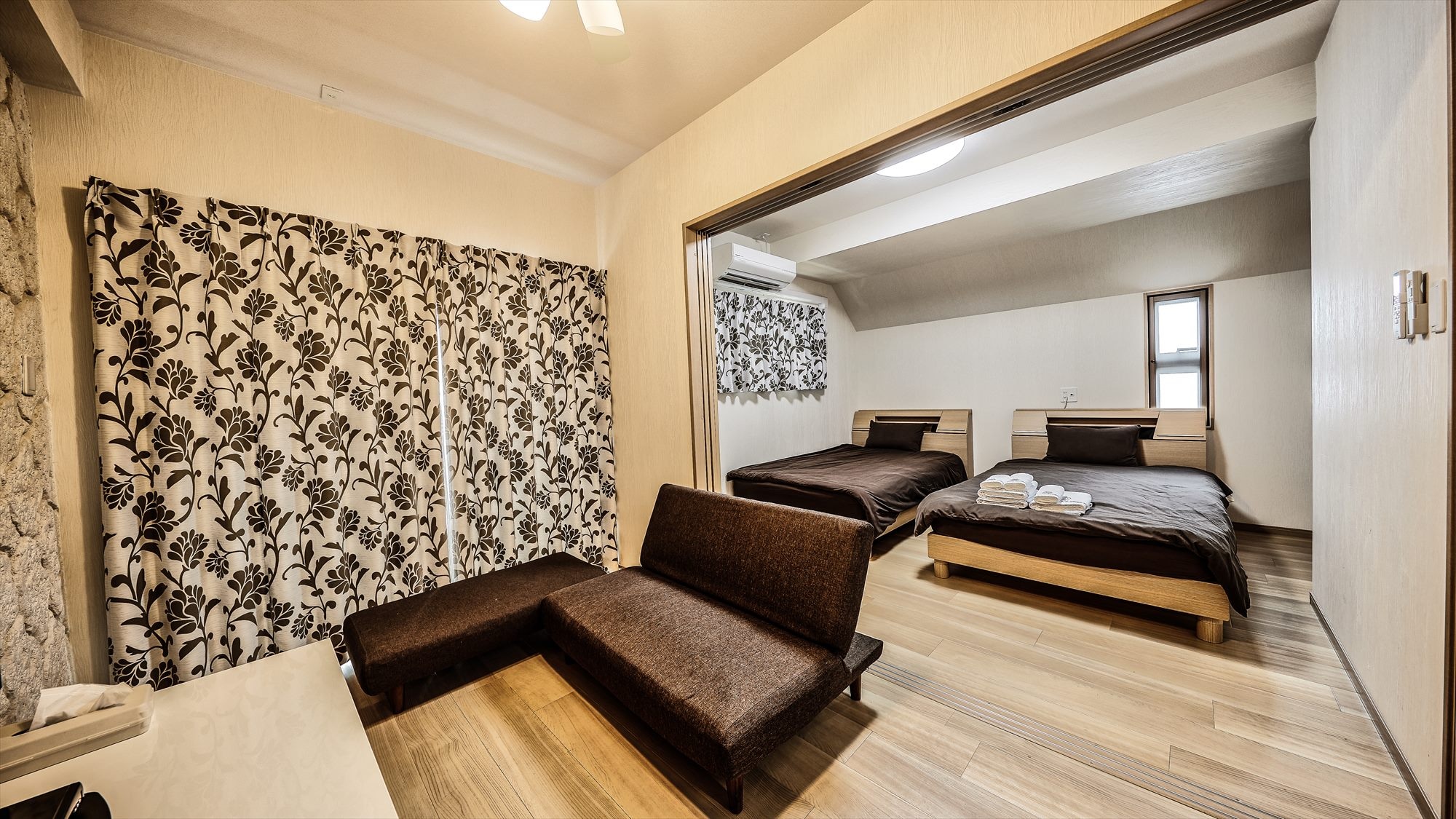 [1LDK] Living room & bedroom