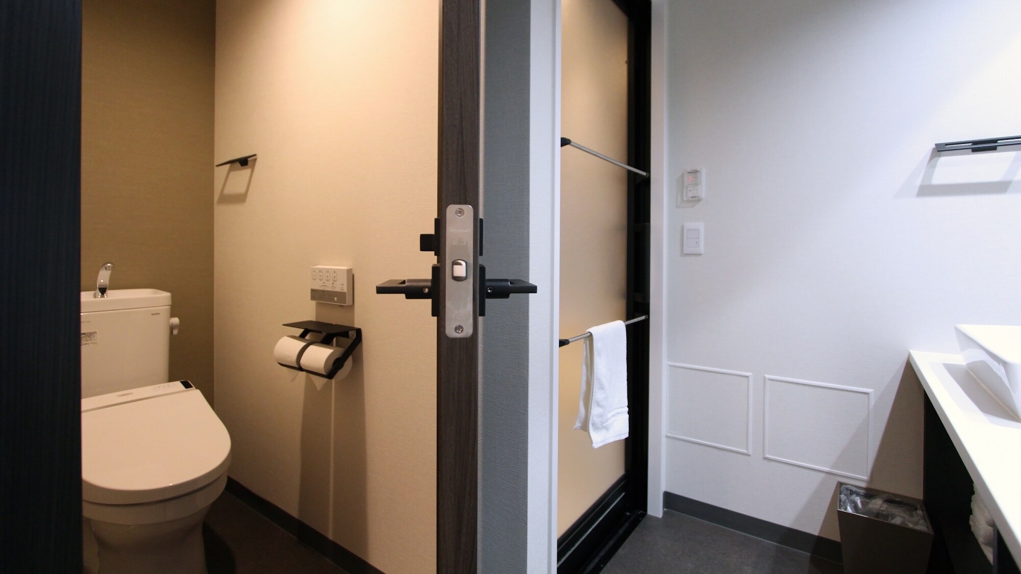 ห้องพรีเมียร์ญี่ปุ่น (ห้องพักสไตล์ญี่ปุ่นผสมตะวันตกพร้อมเตียงสองชั้น) ชั้นบน