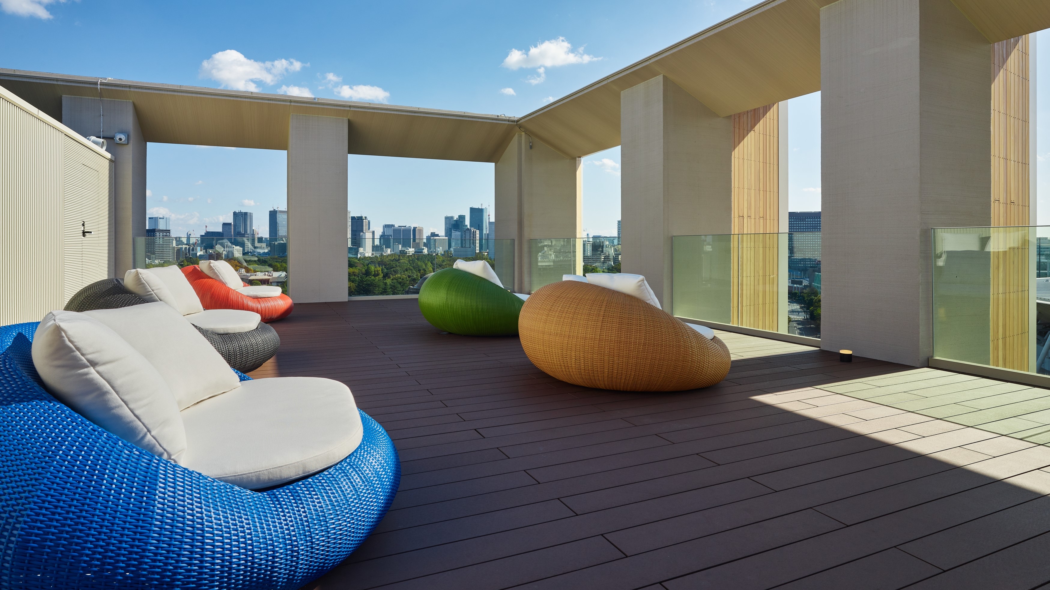 & lt; Rooftop Terrace & gt;